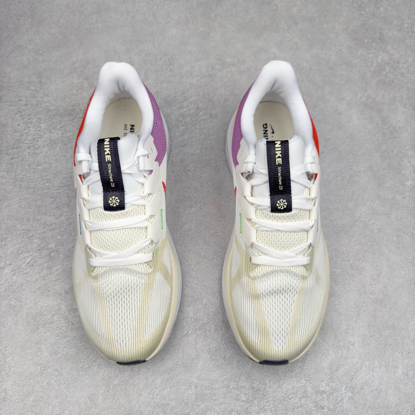 图片[2]-#TG纯原 NK Zoom Structure 25 舒适百搭低帮跑步鞋 独家渠道 市面未流通批次 奥莱直播间499 599一样的东西 碾压市面现存所有版本 公司一样的东西 超值回馈 帮你省钱 拥有 Zoom Air 一如既往的稳定感和流畅感 鞋面采用工程网眼设计 为特定高热区域营造出色透气性 进一步增加鞋面的穿孔数量 让足部能够快速散热 中足搭配 Flywire 飞线 在高速运动时营造舒适稳定的贴合感 内置Zoon气垫加持 动力十足 尺码：36 36.5 37.5 38 38.5 39 40 40.5 41 42 42.5 43 44 44.5 45-选品中心