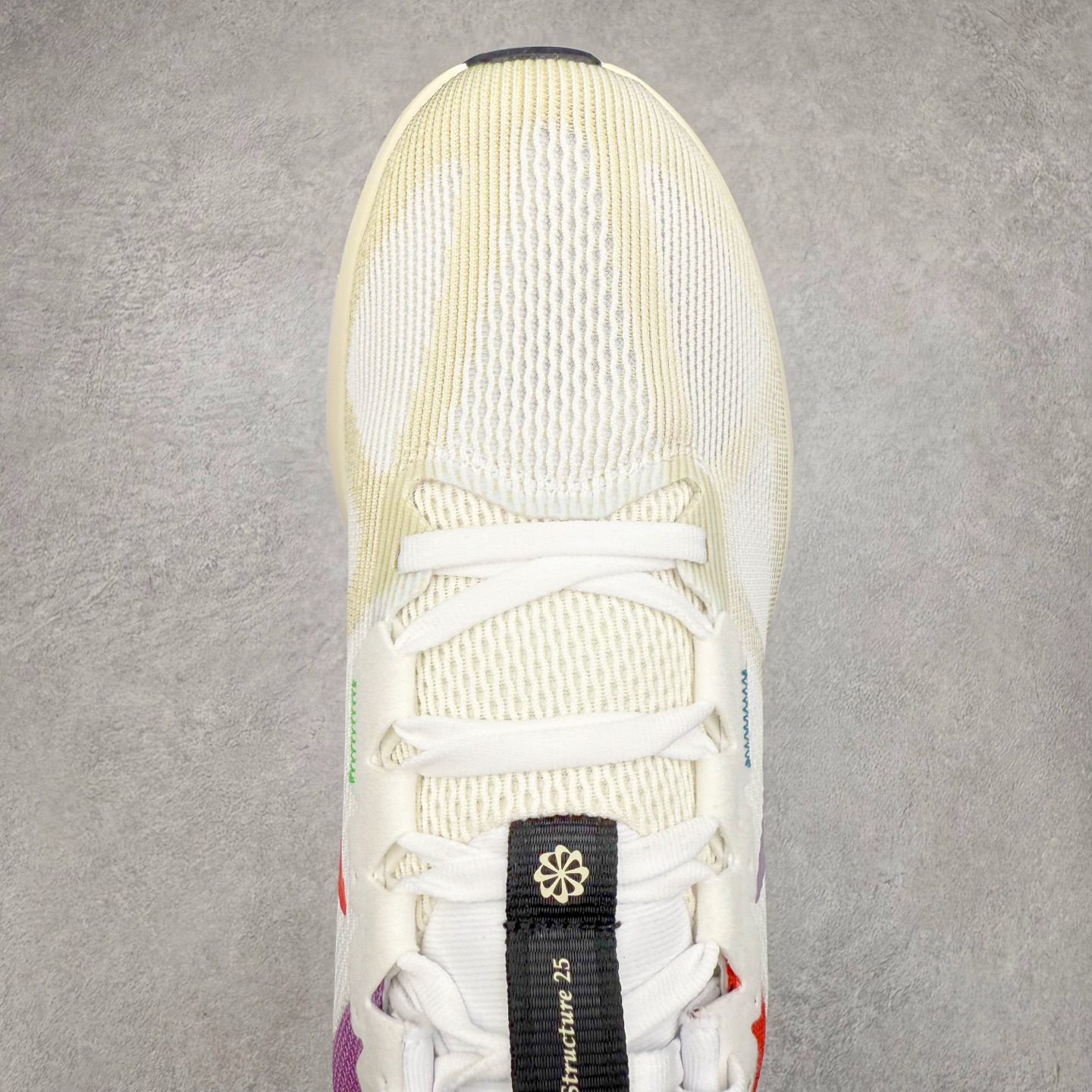 图片[4]-#TG纯原 NK Zoom Structure 25 舒适百搭低帮跑步鞋 独家渠道 市面未流通批次 奥莱直播间499 599一样的东西 碾压市面现存所有版本 公司一样的东西 超值回馈 帮你省钱 拥有 Zoom Air 一如既往的稳定感和流畅感 鞋面采用工程网眼设计 为特定高热区域营造出色透气性 进一步增加鞋面的穿孔数量 让足部能够快速散热 中足搭配 Flywire 飞线 在高速运动时营造舒适稳定的贴合感 内置Zoon气垫加持 动力十足 尺码：36 36.5 37.5 38 38.5 39 40 40.5 41 42 42.5 43 44 44.5 45-选品中心