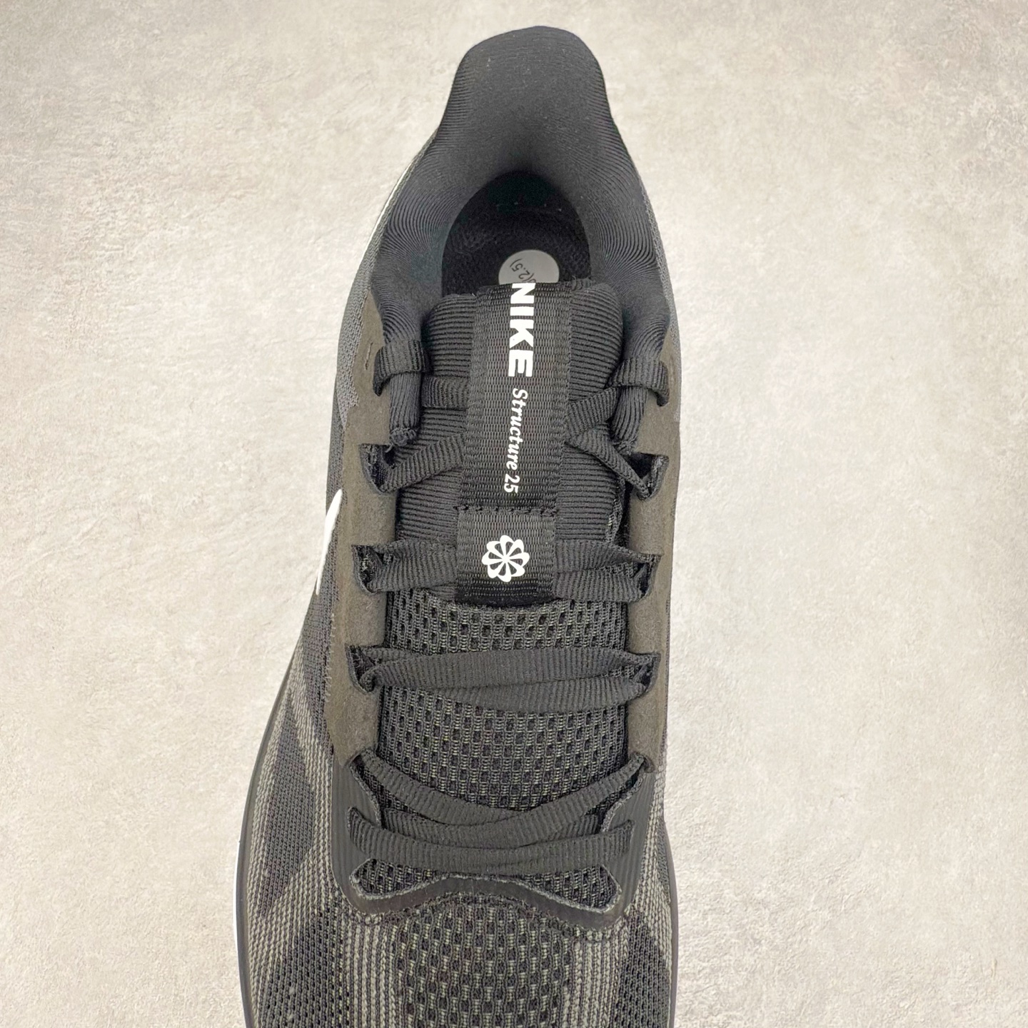 图片[5]-#TG纯原 NK Zoom Structure 25 舒适百搭低帮跑步鞋 独家渠道 市面未流通批次 奥莱直播间499 599一样的东西 碾压市面现存所有版本 公司一样的东西 超值回馈 帮你省钱 拥有 Zoom Air 一如既往的稳定感和流畅感 鞋面采用工程网眼设计 为特定高热区域营造出色透气性 进一步增加鞋面的穿孔数量 让足部能够快速散热 中足搭配 Flywire 飞线 在高速运动时营造舒适稳定的贴合感 内置Zoon气垫加持 动力十足 尺码：36 36.5 37.5 38 38.5 39 40 40.5 41 42 42.5 43 44 44.5 45-选品中心