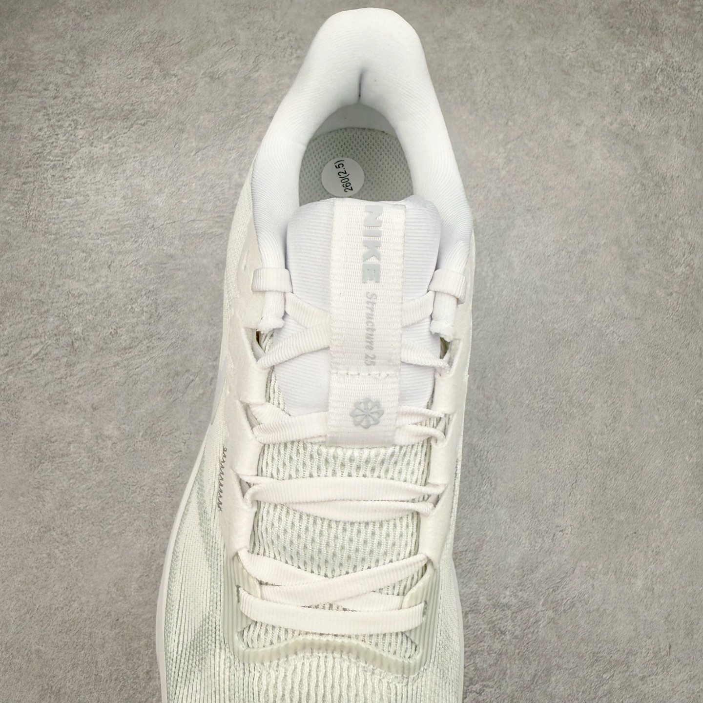 图片[5]-#TG纯原 NK Zoom Structure 25 舒适百搭低帮跑步鞋 独家渠道 市面未流通批次 奥莱直播间499 599一样的东西 碾压市面现存所有版本 公司一样的东西 超值回馈 帮你省钱 拥有 Zoom Air 一如既往的稳定感和流畅感 鞋面采用工程网眼设计 为特定高热区域营造出色透气性 进一步增加鞋面的穿孔数量 让足部能够快速散热 中足搭配 Flywire 飞线 在高速运动时营造舒适稳定的贴合感 内置Zoon气垫加持 动力十足 尺码：36 36.5 37.5 38 38.5 39 40 40.5 41 42 42.5 43 44 44.5 45-选品中心