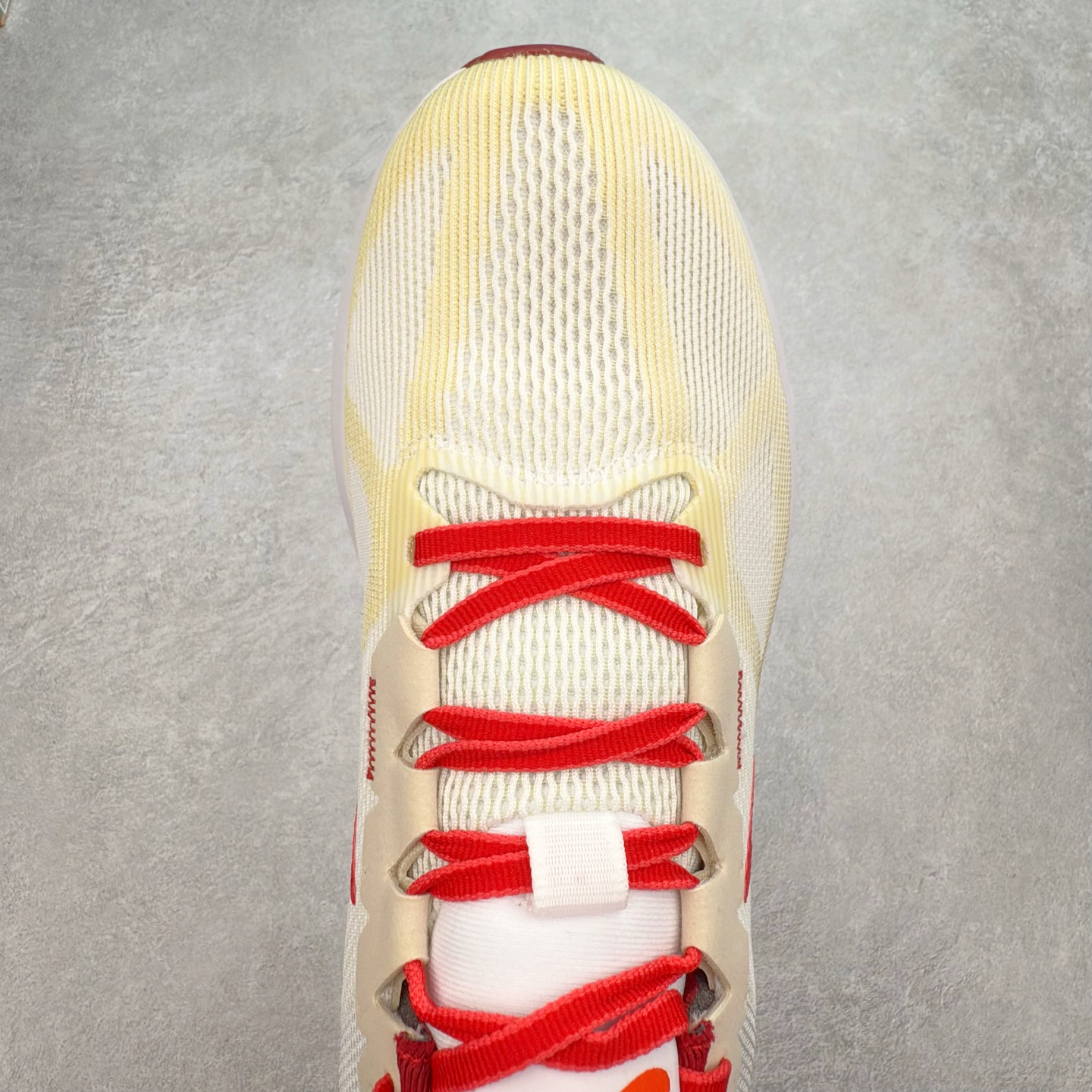 图片[4]-#TG纯原 NK Zoom Structure 25 舒适百搭低帮跑步鞋 独家渠道 市面未流通批次 奥莱直播间499 599一样的东西 碾压市面现存所有版本 公司一样的东西 超值回馈 帮你省钱 拥有 Zoom Air 一如既往的稳定感和流畅感 鞋面采用工程网眼设计 为特定高热区域营造出色透气性 进一步增加鞋面的穿孔数量 让足部能够快速散热 中足搭配 Flywire 飞线 在高速运动时营造舒适稳定的贴合感 内置Zoon气垫加持 动力十足 尺码：36 36.5 37.5 38 38.5 39 40 40.5 41 42 42.5 43 44 44.5 45-选品中心