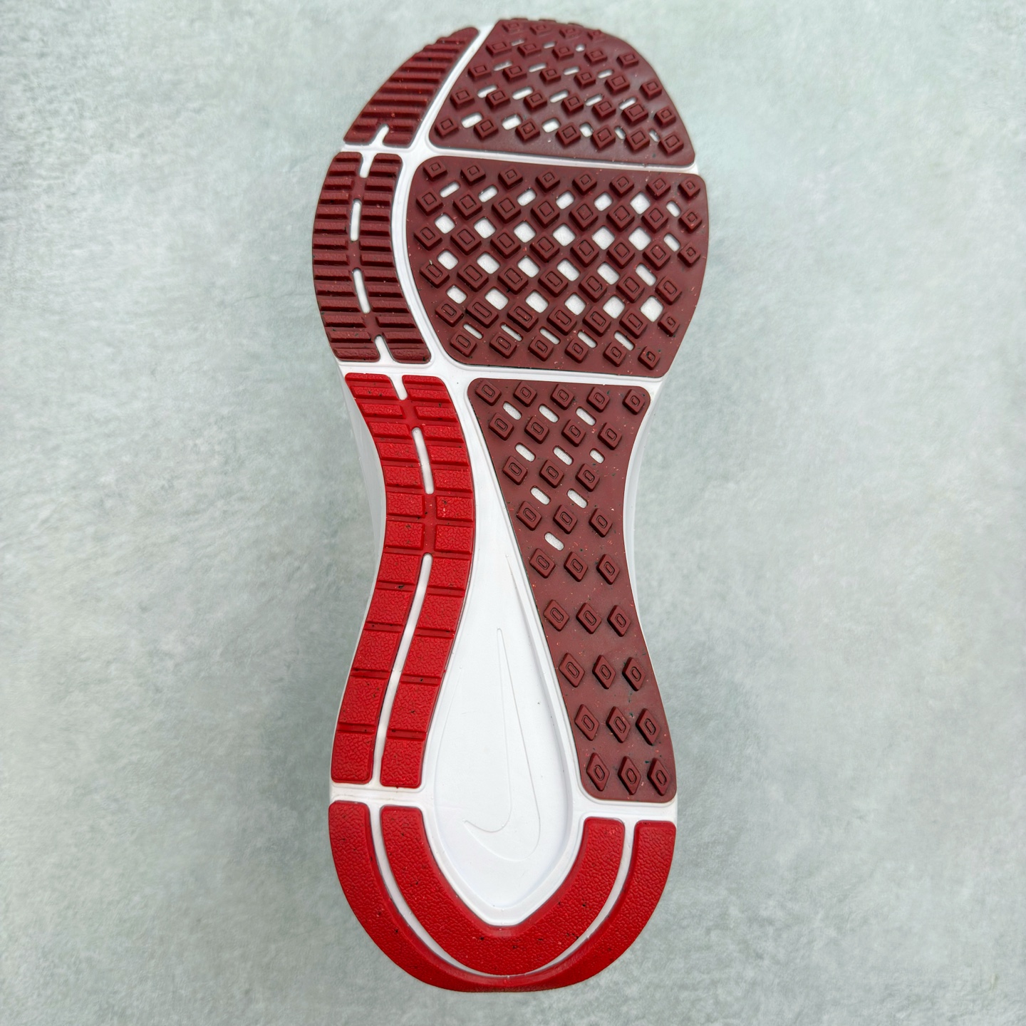 图片[9]-#TG纯原 NK Zoom Structure 25 舒适百搭低帮跑步鞋 独家渠道 市面未流通批次 奥莱直播间499 599一样的东西 碾压市面现存所有版本 公司一样的东西 超值回馈 帮你省钱 拥有 Zoom Air 一如既往的稳定感和流畅感 鞋面采用工程网眼设计 为特定高热区域营造出色透气性 进一步增加鞋面的穿孔数量 让足部能够快速散热 中足搭配 Flywire 飞线 在高速运动时营造舒适稳定的贴合感 内置Zoon气垫加持 动力十足 尺码：36 36.5 37.5 38 38.5 39 40 40.5 41 42 42.5 43 44 44.5 45-选品中心