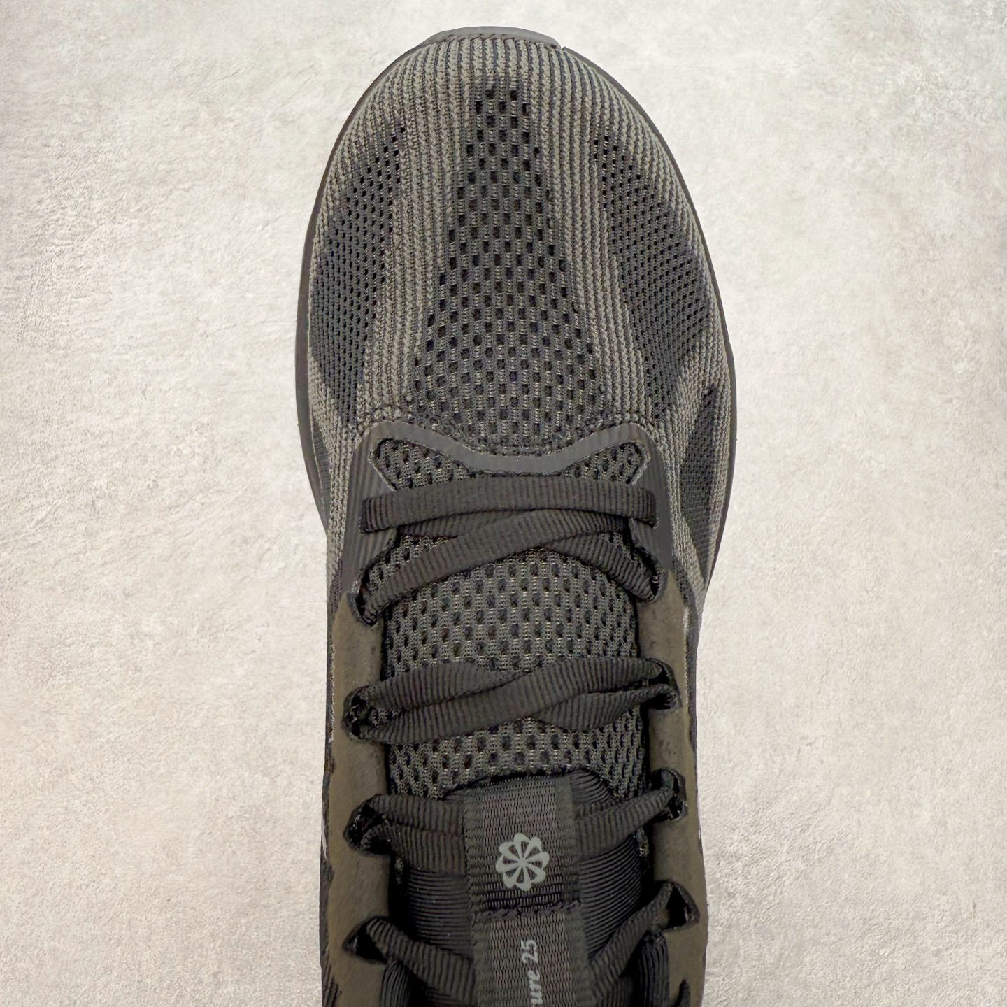 图片[4]-#TG纯原 NK Zoom Structure 25 舒适百搭低帮跑步鞋 独家渠道 市面未流通批次 奥莱直播间499 599一样的东西 碾压市面现存所有版本 公司一样的东西 超值回馈 帮你省钱 拥有 Zoom Air 一如既往的稳定感和流畅感 鞋面采用工程网眼设计 为特定高热区域营造出色透气性 进一步增加鞋面的穿孔数量 让足部能够快速散热 中足搭配 Flywire 飞线 在高速运动时营造舒适稳定的贴合感 内置Zoon气垫加持 动力十足 尺码：36 36.5 37.5 38 38.5 39 40 40.5 41 42 42.5 43 44 44.5 45-选品中心