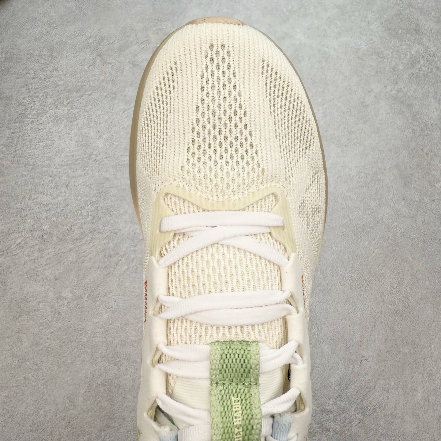 图片[4]-#TG纯原 NK Zoom Structure 25 舒适百搭低帮跑步鞋 独家渠道 市面未流通批次 奥莱直播间499 599一样的东西 碾压市面现存所有版本 公司一样的东西 超值回馈 帮你省钱 拥有 Zoom Air 一如既往的稳定感和流畅感 鞋面采用工程网眼设计 为特定高热区域营造出色透气性 进一步增加鞋面的穿孔数量 让足部能够快速散热 中足搭配 Flywire 飞线 在高速运动时营造舒适稳定的贴合感 内置Zoon气垫加持 动力十足 尺码：36 36.5 37.5 38 38.5 39 40 40.5 41 42 42.5 43 44 44.5 45-选品中心