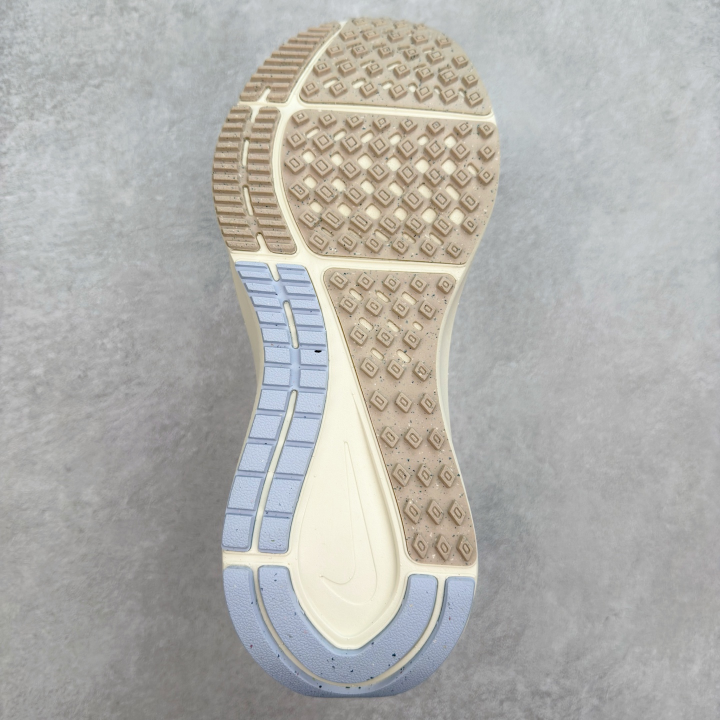 图片[9]-#TG纯原 NK Zoom Structure 25 舒适百搭低帮跑步鞋 独家渠道 市面未流通批次 奥莱直播间499 599一样的东西 碾压市面现存所有版本 公司一样的东西 超值回馈 帮你省钱 拥有 Zoom Air 一如既往的稳定感和流畅感 鞋面采用工程网眼设计 为特定高热区域营造出色透气性 进一步增加鞋面的穿孔数量 让足部能够快速散热 中足搭配 Flywire 飞线 在高速运动时营造舒适稳定的贴合感 内置Zoon气垫加持 动力十足 尺码：36 36.5 37.5 38 38.5 39 40 40.5 41 42 42.5 43 44 44.5 45-选品中心