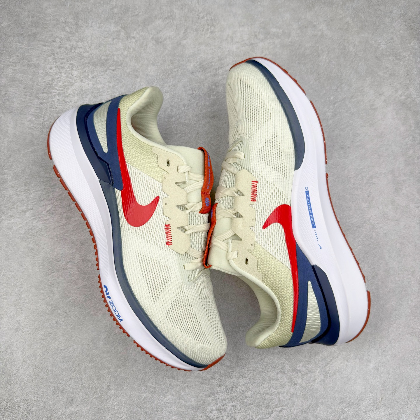 图片[3]-#TG纯原 NK Zoom Structure 25 舒适百搭低帮跑步鞋 独家渠道 市面未流通批次 奥莱直播间499 599一样的东西 碾压市面现存所有版本 公司一样的东西 超值回馈 帮你省钱 拥有 Zoom Air 一如既往的稳定感和流畅感 鞋面采用工程网眼设计 为特定高热区域营造出色透气性 进一步增加鞋面的穿孔数量 让足部能够快速散热 中足搭配 Flywire 飞线 在高速运动时营造舒适稳定的贴合感 内置Zoon气垫加持 动力十足 尺码：36 36.5 37.5 38 38.5 39 40 40.5 41 42 42.5 43 44 44.5 45-选品中心