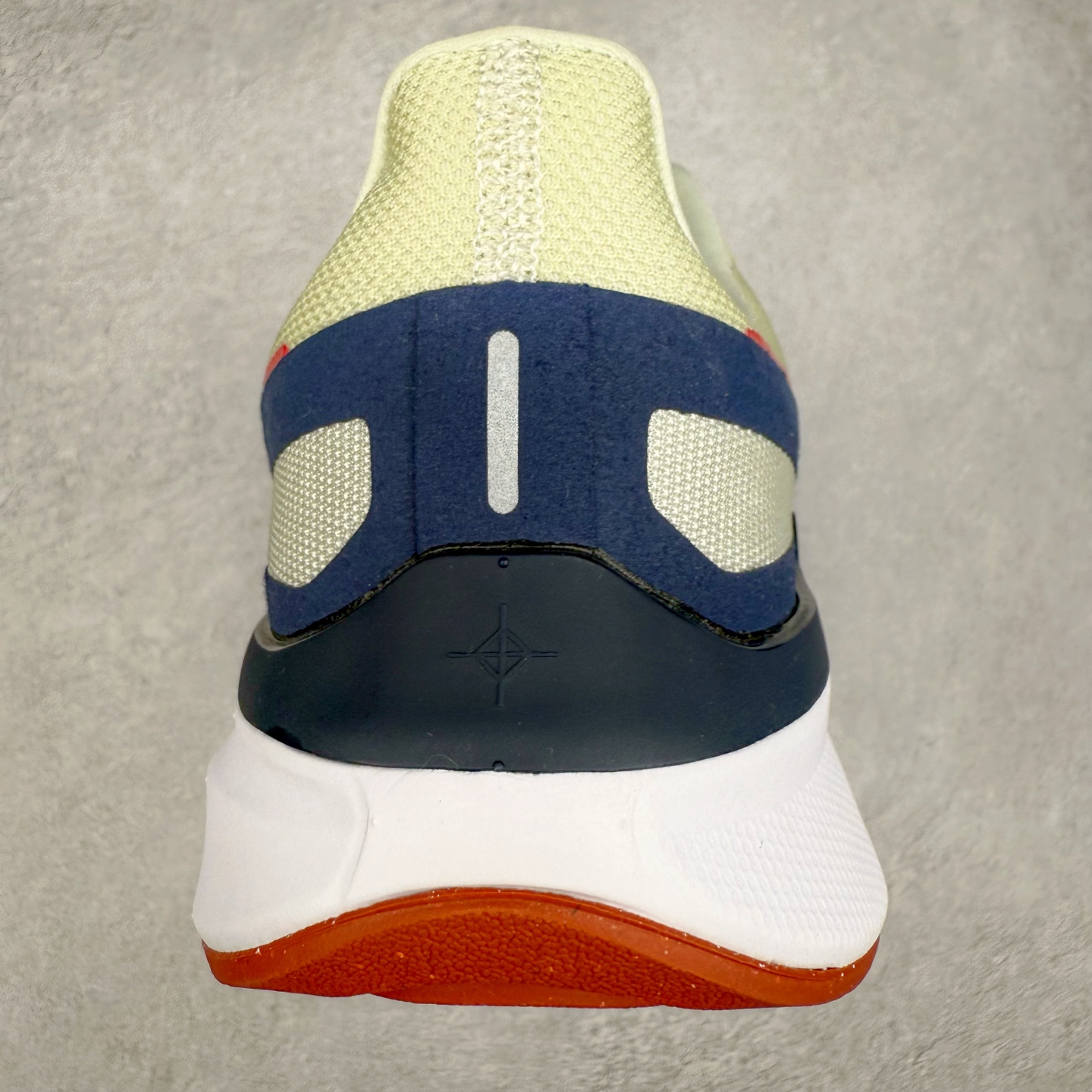 图片[8]-#TG纯原 NK Zoom Structure 25 舒适百搭低帮跑步鞋 独家渠道 市面未流通批次 奥莱直播间499 599一样的东西 碾压市面现存所有版本 公司一样的东西 超值回馈 帮你省钱 拥有 Zoom Air 一如既往的稳定感和流畅感 鞋面采用工程网眼设计 为特定高热区域营造出色透气性 进一步增加鞋面的穿孔数量 让足部能够快速散热 中足搭配 Flywire 飞线 在高速运动时营造舒适稳定的贴合感 内置Zoon气垫加持 动力十足 尺码：36 36.5 37.5 38 38.5 39 40 40.5 41 42 42.5 43 44 44.5 45-选品中心