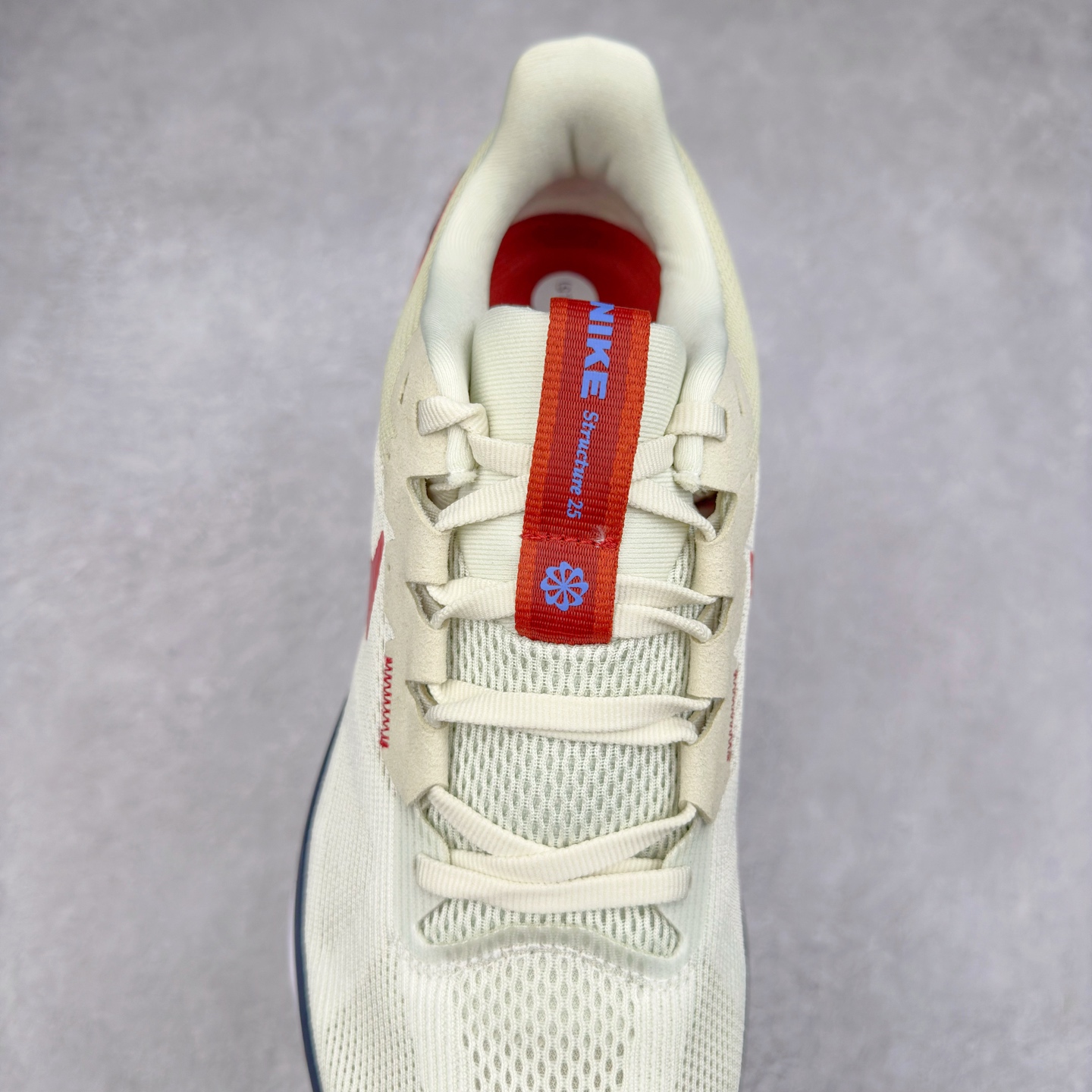 图片[5]-#TG纯原 NK Zoom Structure 25 舒适百搭低帮跑步鞋 独家渠道 市面未流通批次 奥莱直播间499 599一样的东西 碾压市面现存所有版本 公司一样的东西 超值回馈 帮你省钱 拥有 Zoom Air 一如既往的稳定感和流畅感 鞋面采用工程网眼设计 为特定高热区域营造出色透气性 进一步增加鞋面的穿孔数量 让足部能够快速散热 中足搭配 Flywire 飞线 在高速运动时营造舒适稳定的贴合感 内置Zoon气垫加持 动力十足 尺码：36 36.5 37.5 38 38.5 39 40 40.5 41 42 42.5 43 44 44.5 45-选品中心