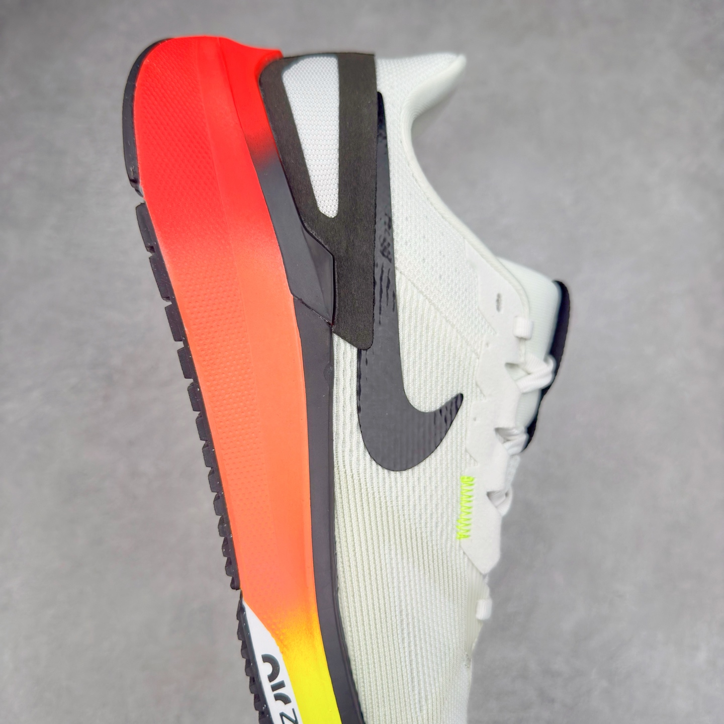 图片[6]-#TG纯原 NK Zoom Structure 25 舒适百搭低帮跑步鞋 独家渠道 市面未流通批次 奥莱直播间499 599一样的东西 碾压市面现存所有版本 公司一样的东西 超值回馈 帮你省钱 拥有 Zoom Air 一如既往的稳定感和流畅感 鞋面采用工程网眼设计 为特定高热区域营造出色透气性 进一步增加鞋面的穿孔数量 让足部能够快速散热 中足搭配 Flywire 飞线 在高速运动时营造舒适稳定的贴合感 内置Zoon气垫加持 动力十足 尺码：36 36.5 37.5 38 38.5 39 40 40.5 41 42 42.5 43 44 44.5 45-选品中心