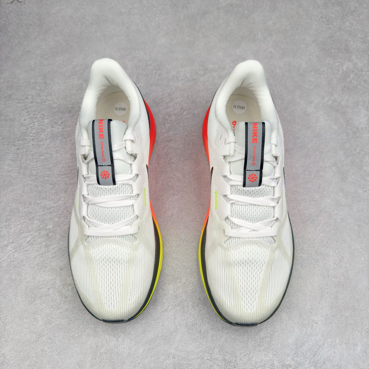 图片[2]-#TG纯原 NK Zoom Structure 25 舒适百搭低帮跑步鞋 独家渠道 市面未流通批次 奥莱直播间499 599一样的东西 碾压市面现存所有版本 公司一样的东西 超值回馈 帮你省钱 拥有 Zoom Air 一如既往的稳定感和流畅感 鞋面采用工程网眼设计 为特定高热区域营造出色透气性 进一步增加鞋面的穿孔数量 让足部能够快速散热 中足搭配 Flywire 飞线 在高速运动时营造舒适稳定的贴合感 内置Zoon气垫加持 动力十足 尺码：36 36.5 37.5 38 38.5 39 40 40.5 41 42 42.5 43 44 44.5 45-选品中心