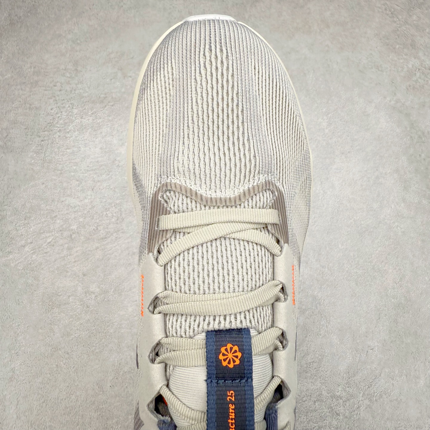 图片[4]-#TG纯原 NK Zoom Structure 25 舒适百搭低帮跑步鞋 独家渠道 市面未流通批次 奥莱直播间499 599一样的东西 碾压市面现存所有版本 公司一样的东西 超值回馈 帮你省钱 拥有 Zoom Air 一如既往的稳定感和流畅感 鞋面采用工程网眼设计 为特定高热区域营造出色透气性 进一步增加鞋面的穿孔数量 让足部能够快速散热 中足搭配 Flywire 飞线 在高速运动时营造舒适稳定的贴合感 内置Zoon气垫加持 动力十足 尺码：36 36.5 37.5 38 38.5 39 40 40.5 41 42 42.5 43 44 44.5 45-选品中心