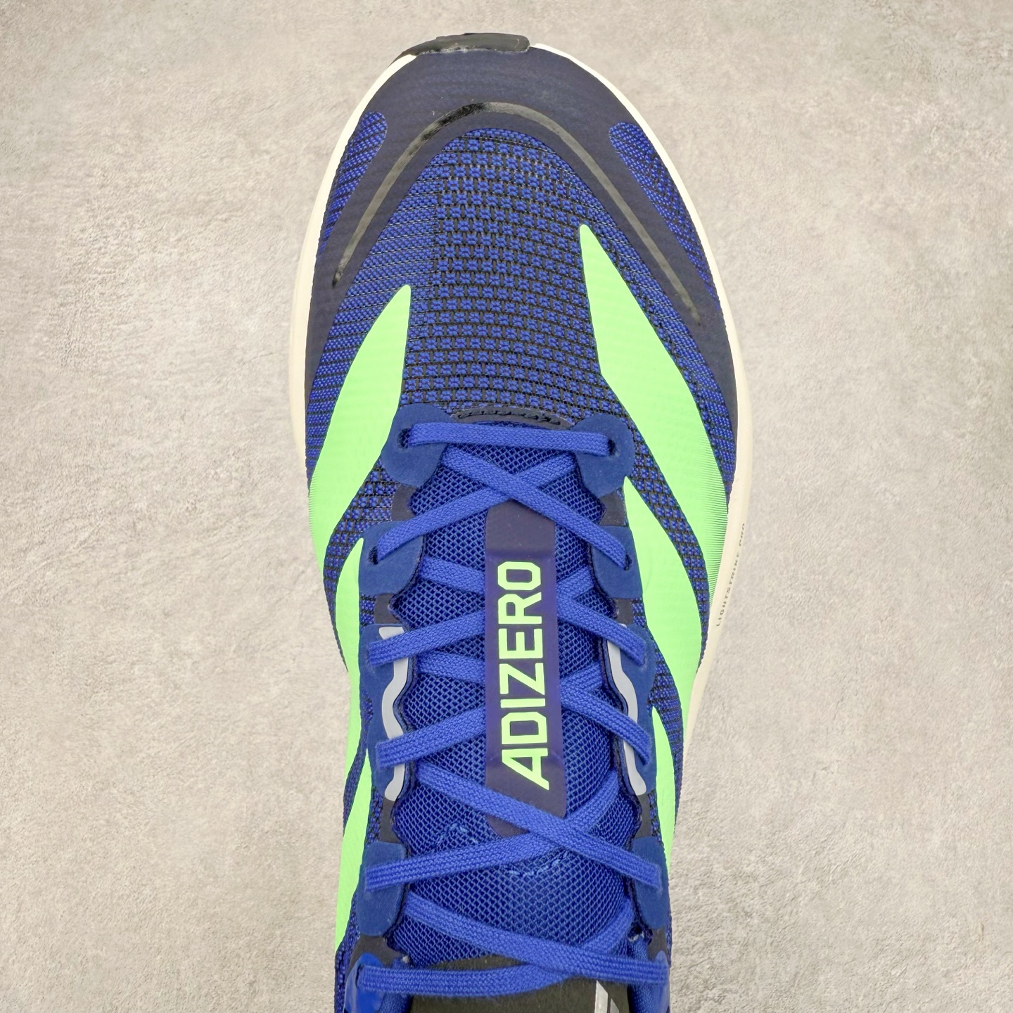 图片[4]-AD Adizero Boston 13 夏季透气网眼竞速跑鞋 JS4944 融合Lightstrike和Lightstrike Pro技术 采用乙烯/乙酸乙烯酯(EVA)材质 打造舒适中底 含ENERGYROD能量碳柱 旨在为步伐添活力 尺码：36 36.5 37 38 38.5 39 40 40.5 41 42 42.5 43 44 44.5 45-选品中心