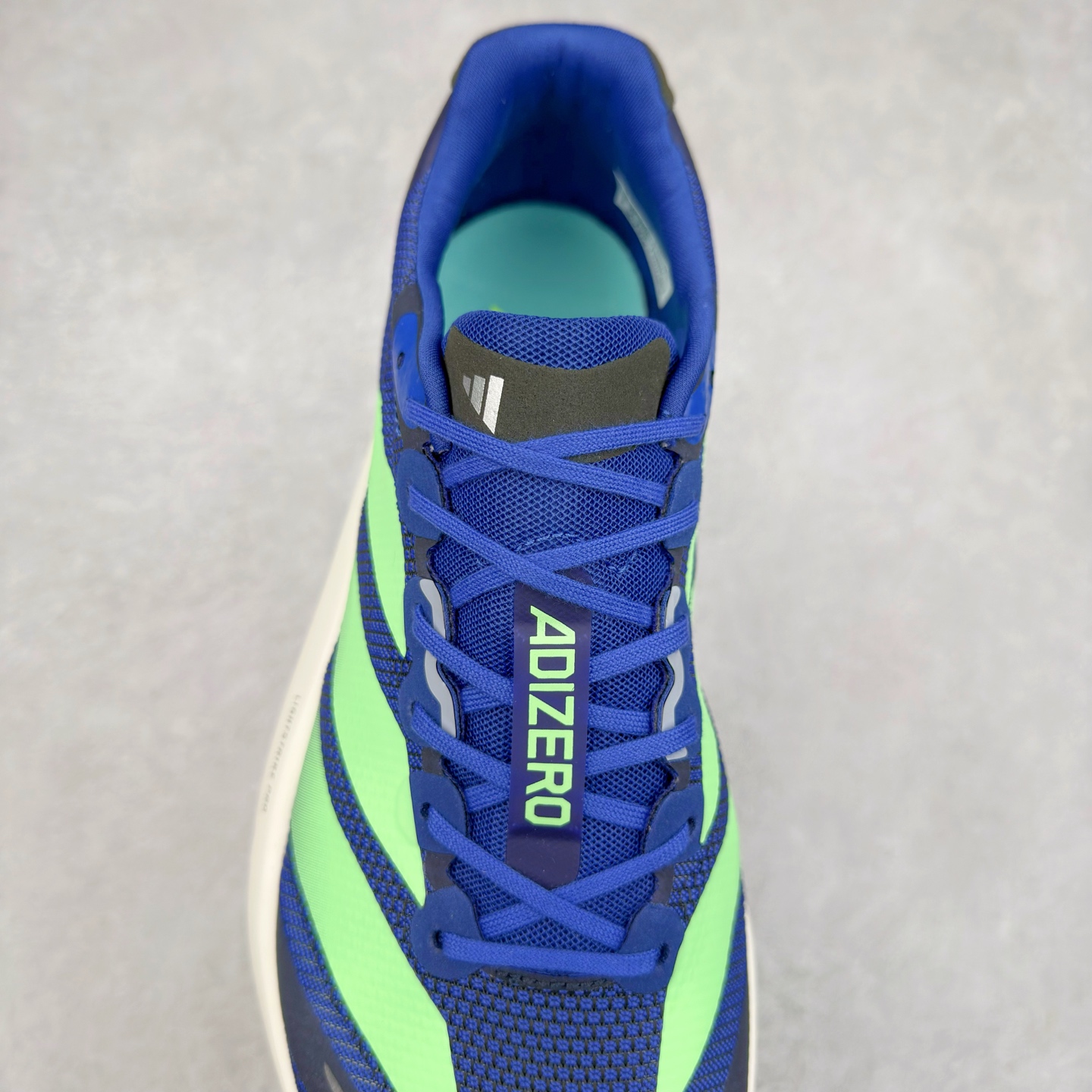 图片[5]-AD Adizero Boston 13 夏季透气网眼竞速跑鞋 JS4944 融合Lightstrike和Lightstrike Pro技术 采用乙烯/乙酸乙烯酯(EVA)材质 打造舒适中底 含ENERGYROD能量碳柱 旨在为步伐添活力 尺码：36 36.5 37 38 38.5 39 40 40.5 41 42 42.5 43 44 44.5 45-选品中心