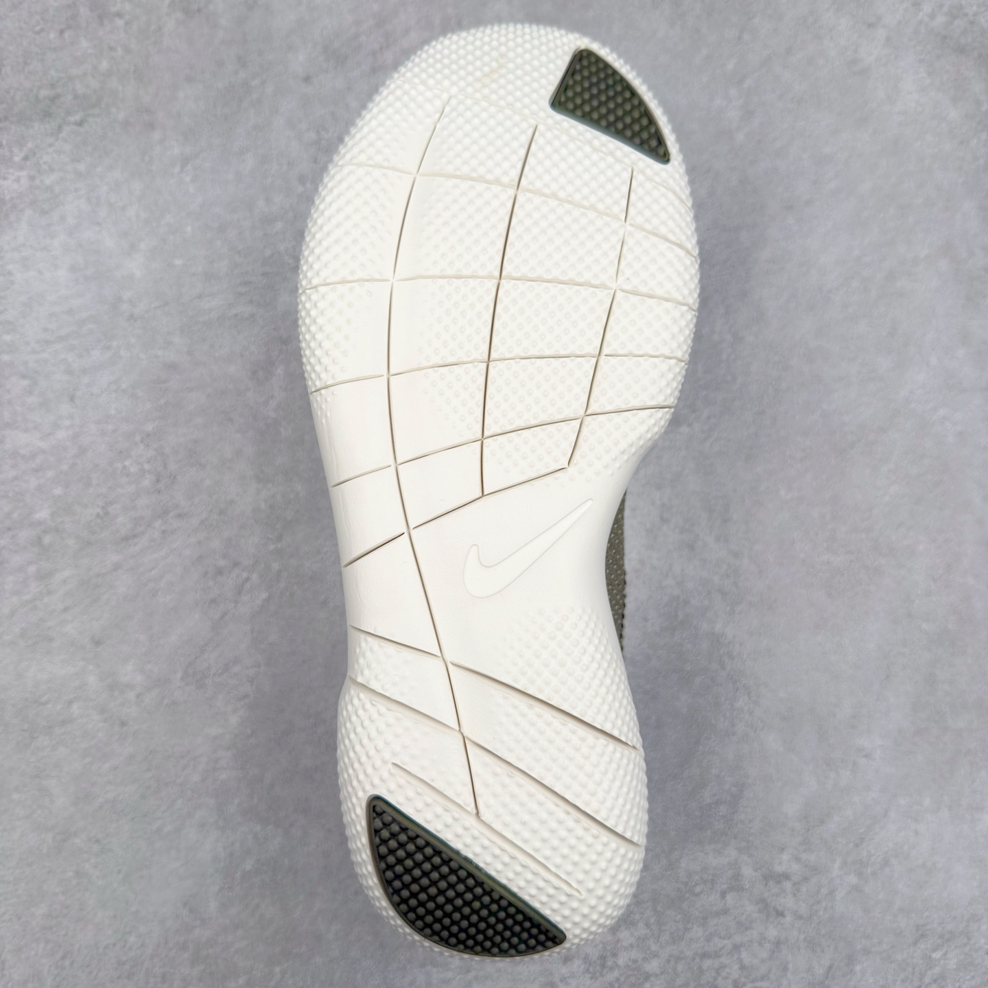 图片[9]-NK Free 赤足 2025 舒适百搭防滑耐磨低帮生活休闲鞋 实拍调校N版已经零色差零失真 百分百还原实物色彩所见即所得 不存在货不对板色差等低级问题 选购参考实物拍摄 不混卖不参货 只用心做好货严格选品 承诺混一赔十 尺码：36 36.5 37.5 38 38.5 39 40 40.5 41 42 42.5 43 44 44.5 45-选品中心