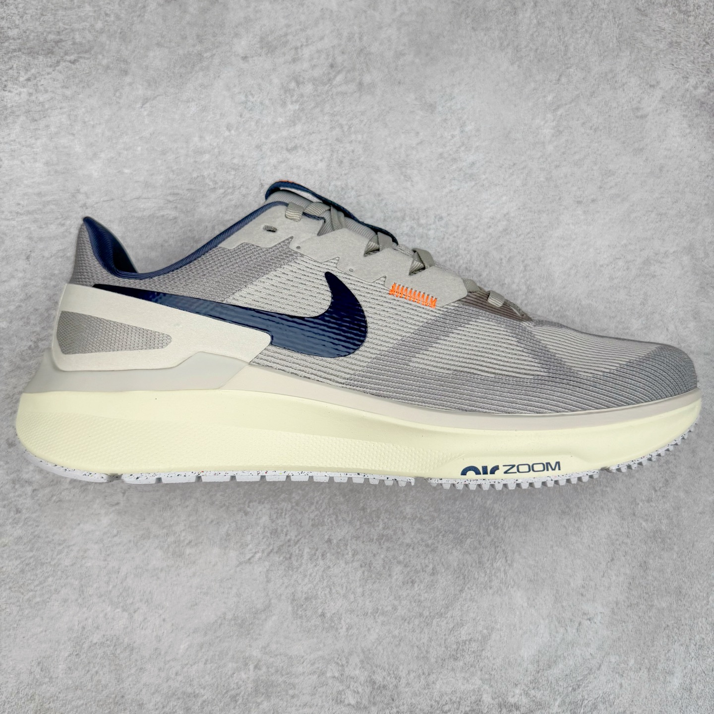 图片[5]-#TG纯原 NK Zoom Structure 25 舒适百搭低帮跑步鞋 独家渠道 市面未流通批次 奥莱直播间499 599一样的东西 碾压市面现存所有版本 公司一样的东西 超值回馈 帮你省钱 拥有 Zoom Air 一如既往的稳定感和流畅感 鞋面采用工程网眼设计 为特定高热区域营造出色透气性 进一步增加鞋面的穿孔数量 让足部能够快速散热 中足搭配 Flywire 飞线 在高速运动时营造舒适稳定的贴合感 内置Zoon气垫加持 动力十足 尺码：36 36.5 37.5 38 38.5 39 40 40.5 41 42 42.5 43 44 44.5 45-选品中心