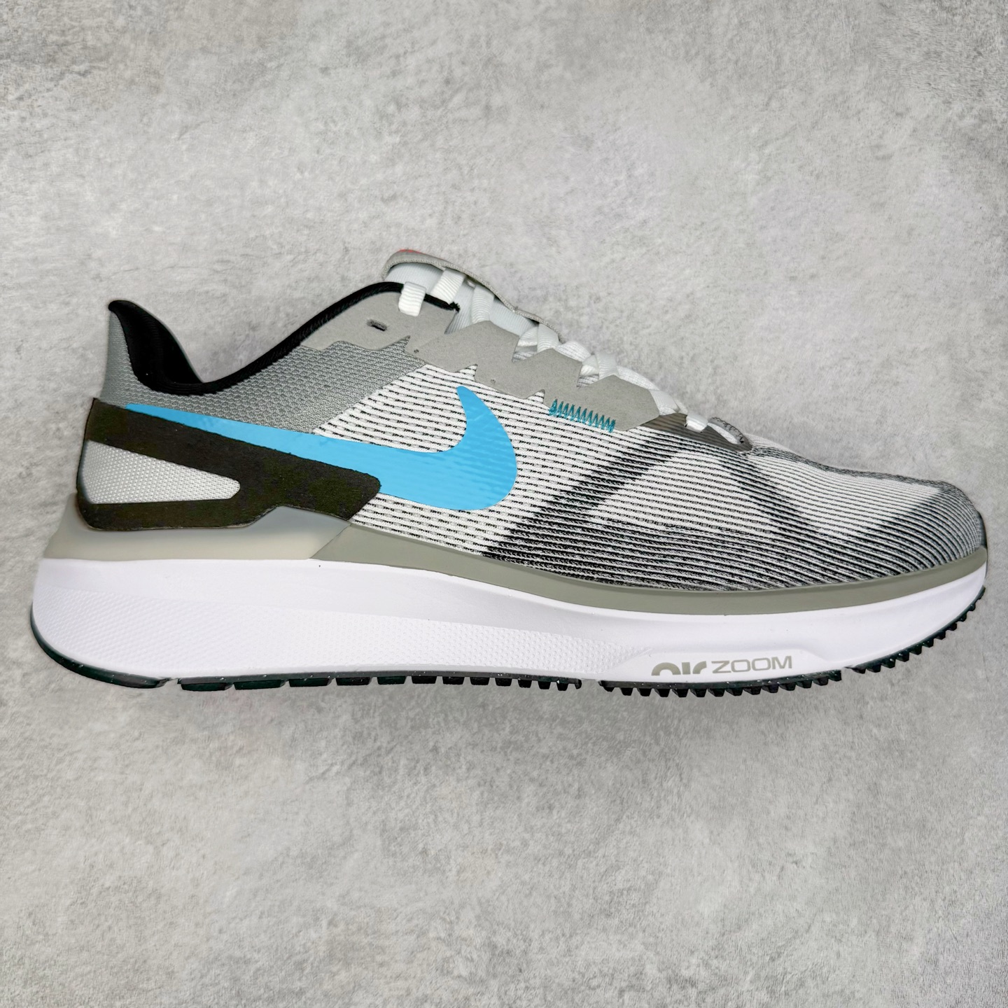 图片[3]-#TG纯原 NK Zoom Structure 25 舒适百搭低帮跑步鞋 独家渠道 市面未流通批次 奥莱直播间499 599一样的东西 碾压市面现存所有版本 公司一样的东西 超值回馈 帮你省钱 拥有 Zoom Air 一如既往的稳定感和流畅感 鞋面采用工程网眼设计 为特定高热区域营造出色透气性 进一步增加鞋面的穿孔数量 让足部能够快速散热 中足搭配 Flywire 飞线 在高速运动时营造舒适稳定的贴合感 内置Zoon气垫加持 动力十足 尺码：36 36.5 37.5 38 38.5 39 40 40.5 41 42 42.5 43 44 44.5 45-选品中心