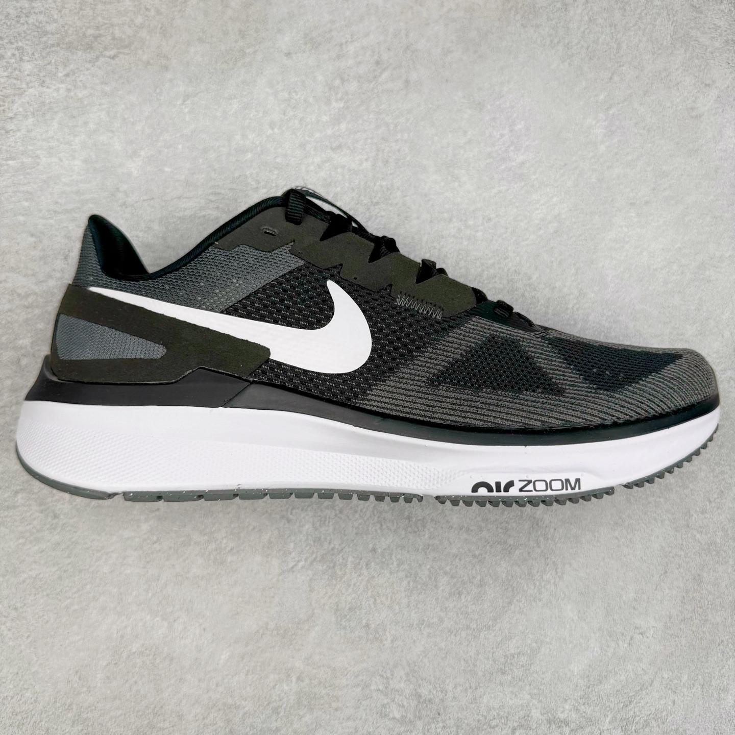 图片[11]-#TG纯原 NK Zoom Structure 25 舒适百搭低帮跑步鞋 独家渠道 市面未流通批次 奥莱直播间499 599一样的东西 碾压市面现存所有版本 公司一样的东西 超值回馈 帮你省钱 拥有 Zoom Air 一如既往的稳定感和流畅感 鞋面采用工程网眼设计 为特定高热区域营造出色透气性 进一步增加鞋面的穿孔数量 让足部能够快速散热 中足搭配 Flywire 飞线 在高速运动时营造舒适稳定的贴合感 内置Zoon气垫加持 动力十足 尺码：36 36.5 37.5 38 38.5 39 40 40.5 41 42 42.5 43 44 44.5 45-选品中心