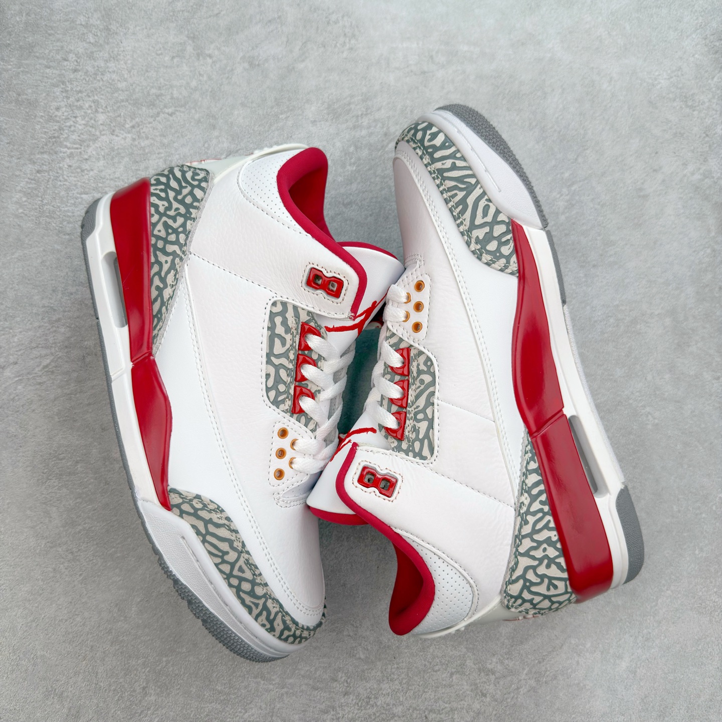 图片[3]-＃FQ福利特价 Air Jordan AJ3 系列 口碑大厂出品 原纸板楦头开发 定制优质皮料 完美鞋型匹配公司货 正确TPU鞋舌锁扣 最新原厂底模 大底卡色咬花完美 鞋柜必备鞋款 终端现货供应 尺码：40 40.5 41 42 42.5 43 44 44.5 45 46-选品中心