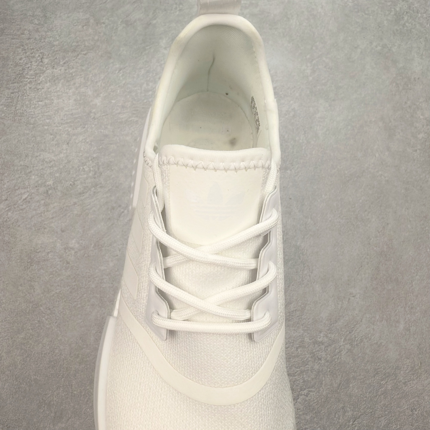 图片[5]-AD Originals NMD_R1 爆米花织物运动日常支撑低帮生活休闲鞋 GZ9259 弹力针鞋织面 原高装弹Boost颗大粒底 缓震能性卓越 体质盈轻且冲抗击 整鞋双子的透气和性舒适完度美！尺码：36 36.5 37.5 38 38.5 39 40 40.5 41 42 42.5 43 44 44.5 45-选品中心