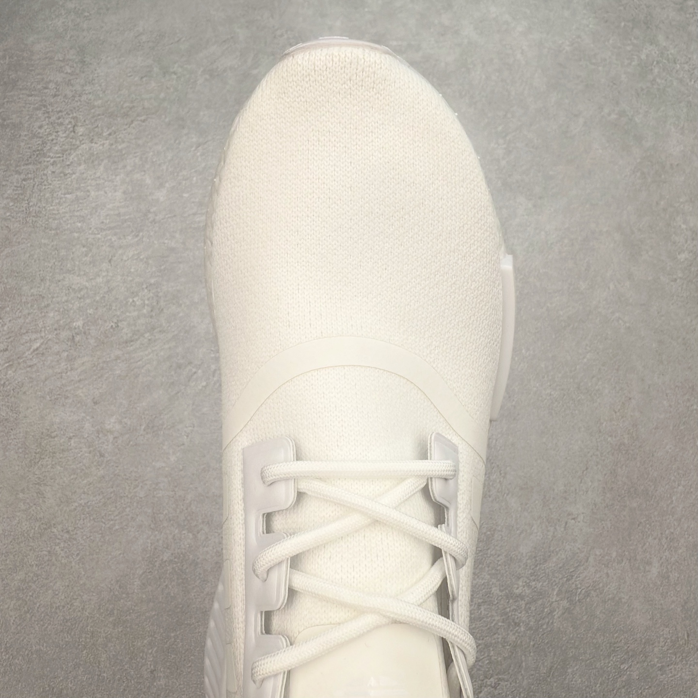 图片[4]-AD Originals NMD_R1 爆米花织物运动日常支撑低帮生活休闲鞋 GZ9259 弹力针鞋织面 原高装弹Boost颗大粒底 缓震能性卓越 体质盈轻且冲抗击 整鞋双子的透气和性舒适完度美！尺码：36 36.5 37.5 38 38.5 39 40 40.5 41 42 42.5 43 44 44.5 45-选品中心