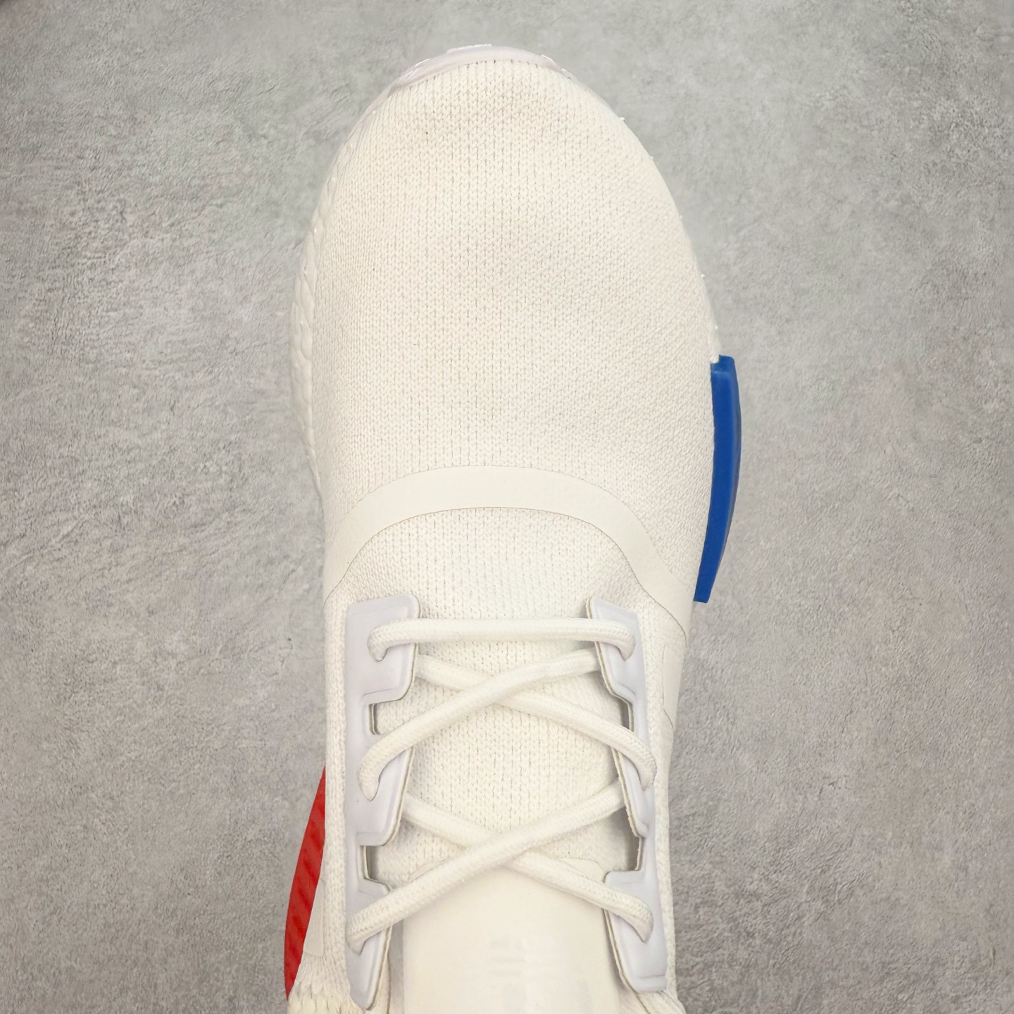 图片[4]-AD Originals NMD_R1 爆米花织物运动日常支撑低帮生活休闲鞋 GZ7925 弹力针鞋织面 原高装弹Boost颗大粒底 缓震能性卓越 体质盈轻且冲抗击 整鞋双子的透气和性舒适完度美！尺码：36 36.5 37.5 38 38.5 39 40 40.5 41 42 42.5 43 44 44.5 45-选品中心