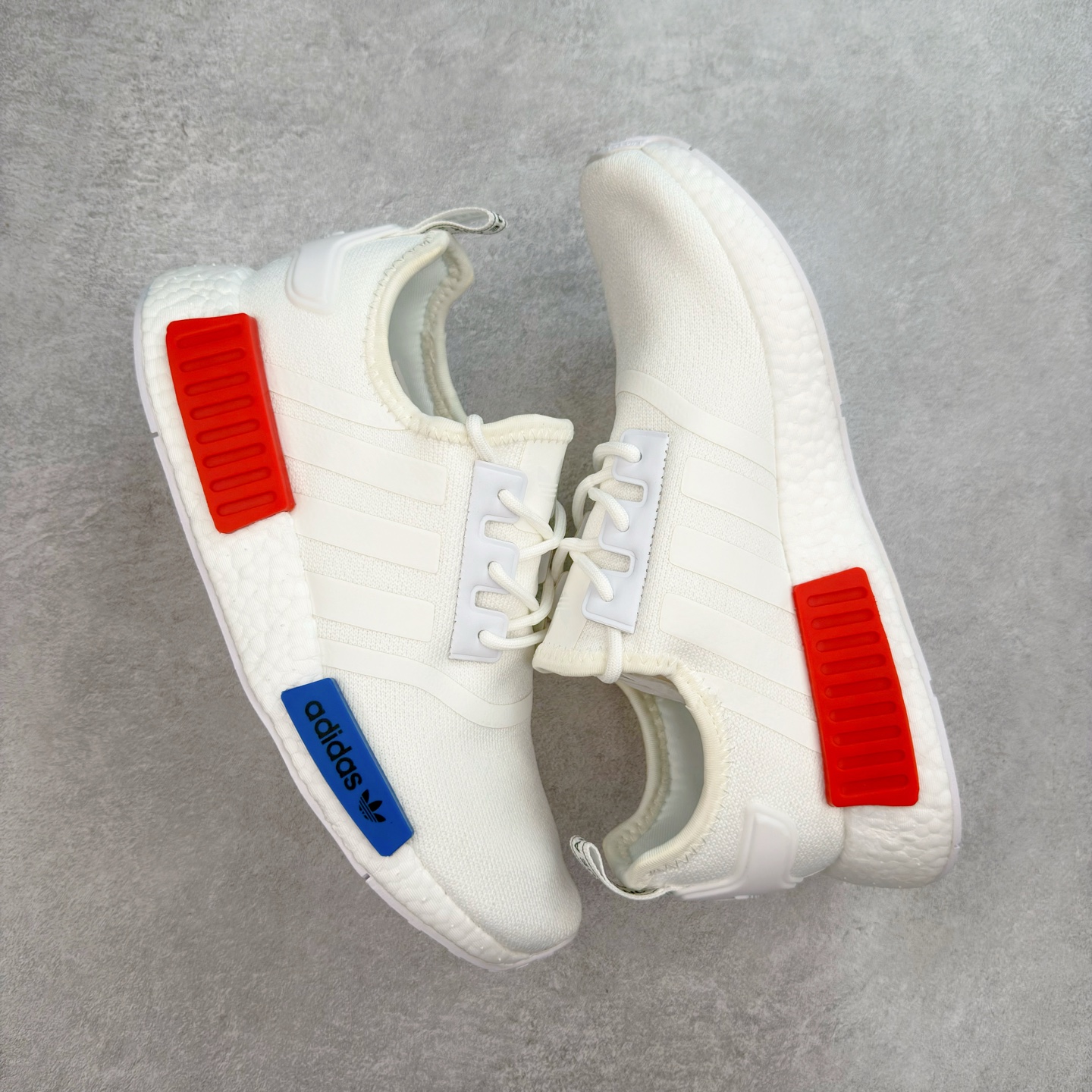 图片[3]-AD Originals NMD_R1 爆米花织物运动日常支撑低帮生活休闲鞋 GZ7925 弹力针鞋织面 原高装弹Boost颗大粒底 缓震能性卓越 体质盈轻且冲抗击 整鞋双子的透气和性舒适完度美！尺码：36 36.5 37.5 38 38.5 39 40 40.5 41 42 42.5 43 44 44.5 45-选品中心