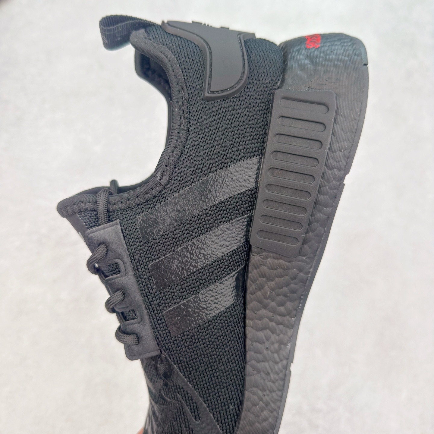 图片[7]-AD Originals NMD_R1 爆米花织物运动日常支撑低帮生活休闲鞋 IE6000 弹力针鞋织面 原高装弹Boost颗大粒底 缓震能性卓越 体质盈轻且冲抗击 整鞋双子的透气和性舒适完度美！尺码：36 36.5 37.5 38 38.5 39 40 40.5 41 42 42.5 43 44 44.5 45-选品中心