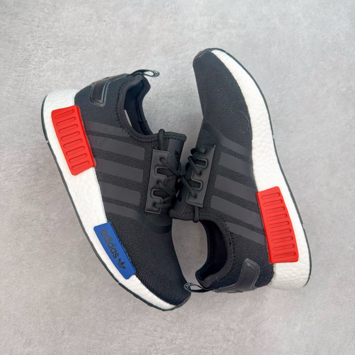 图片[3]-AD Originals NMD_R1 爆米花织物运动日常支撑低帮生活休闲鞋 GZ7922 弹力针鞋织面 原高装弹Boost颗大粒底 缓震能性卓越 体质盈轻且冲抗击 整鞋双子的透气和性舒适完度美！尺码：36 36.5 37.5 38 38.5 39 40 40.5 41 42 42.5 43 44 44.5 45-选品中心