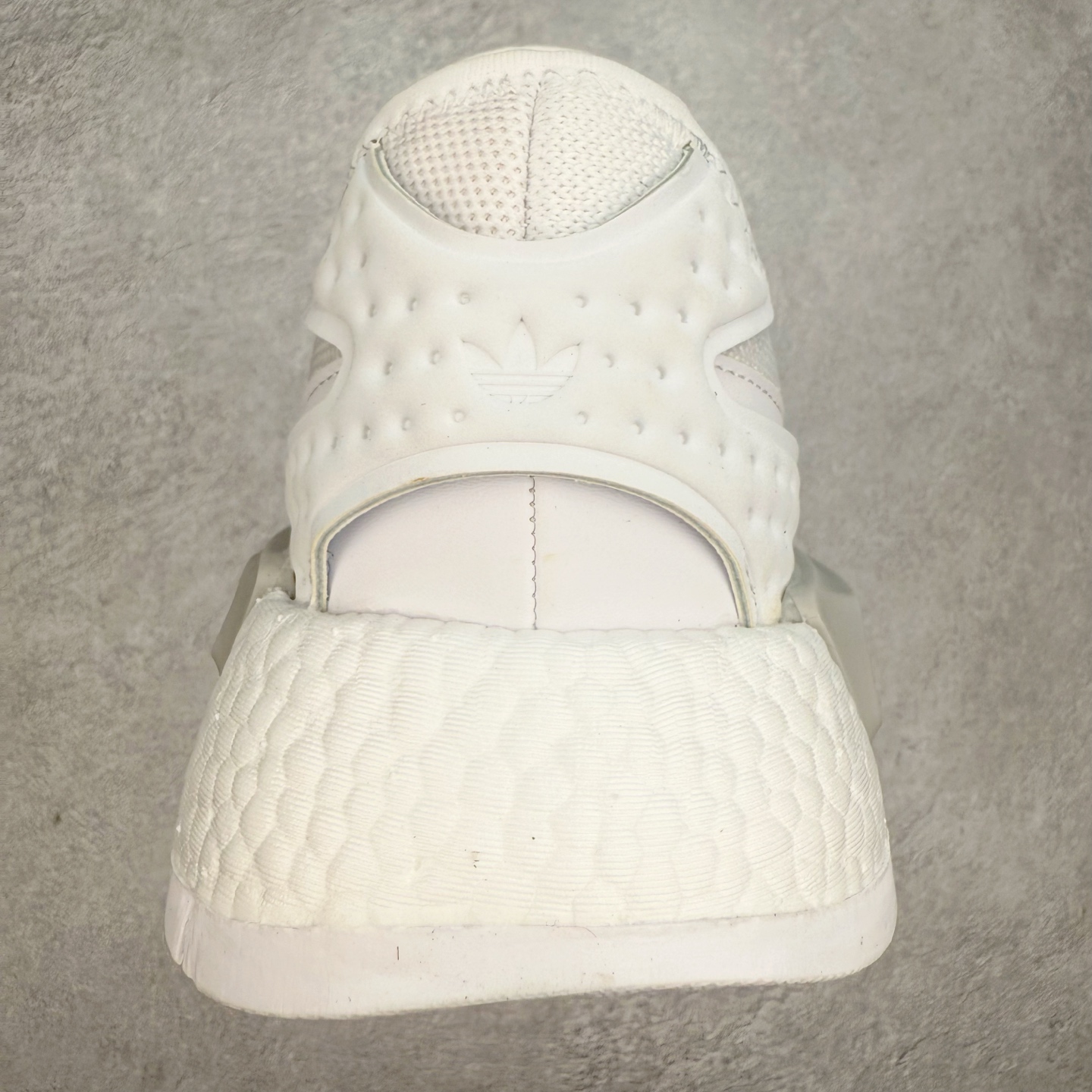 图片[8]-AD Originals NMD_R1 爆米花织物运动日常支撑低帮生活休闲鞋 IE4557 弹力针鞋织面 原高装弹Boost颗大粒底 缓震能性卓越 体质盈轻且冲抗击 整鞋双子的透气和性舒适完度美！尺码：36 36.5 37.5 38 38.5 39 40 40.5 41 42 42.5 43 44 44.5 45-选品中心