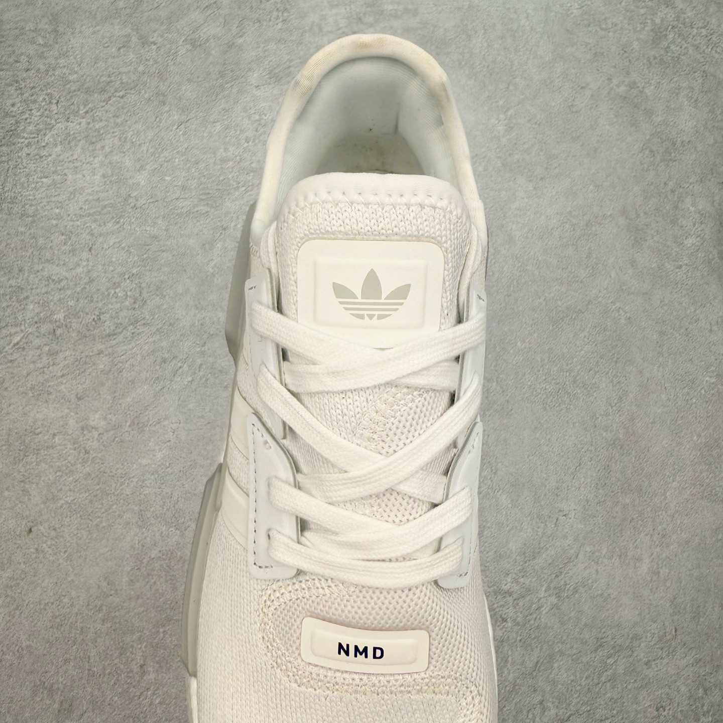 图片[5]-AD Originals NMD_R1 爆米花织物运动日常支撑低帮生活休闲鞋 IE4557 弹力针鞋织面 原高装弹Boost颗大粒底 缓震能性卓越 体质盈轻且冲抗击 整鞋双子的透气和性舒适完度美！尺码：36 36.5 37.5 38 38.5 39 40 40.5 41 42 42.5 43 44 44.5 45-选品中心