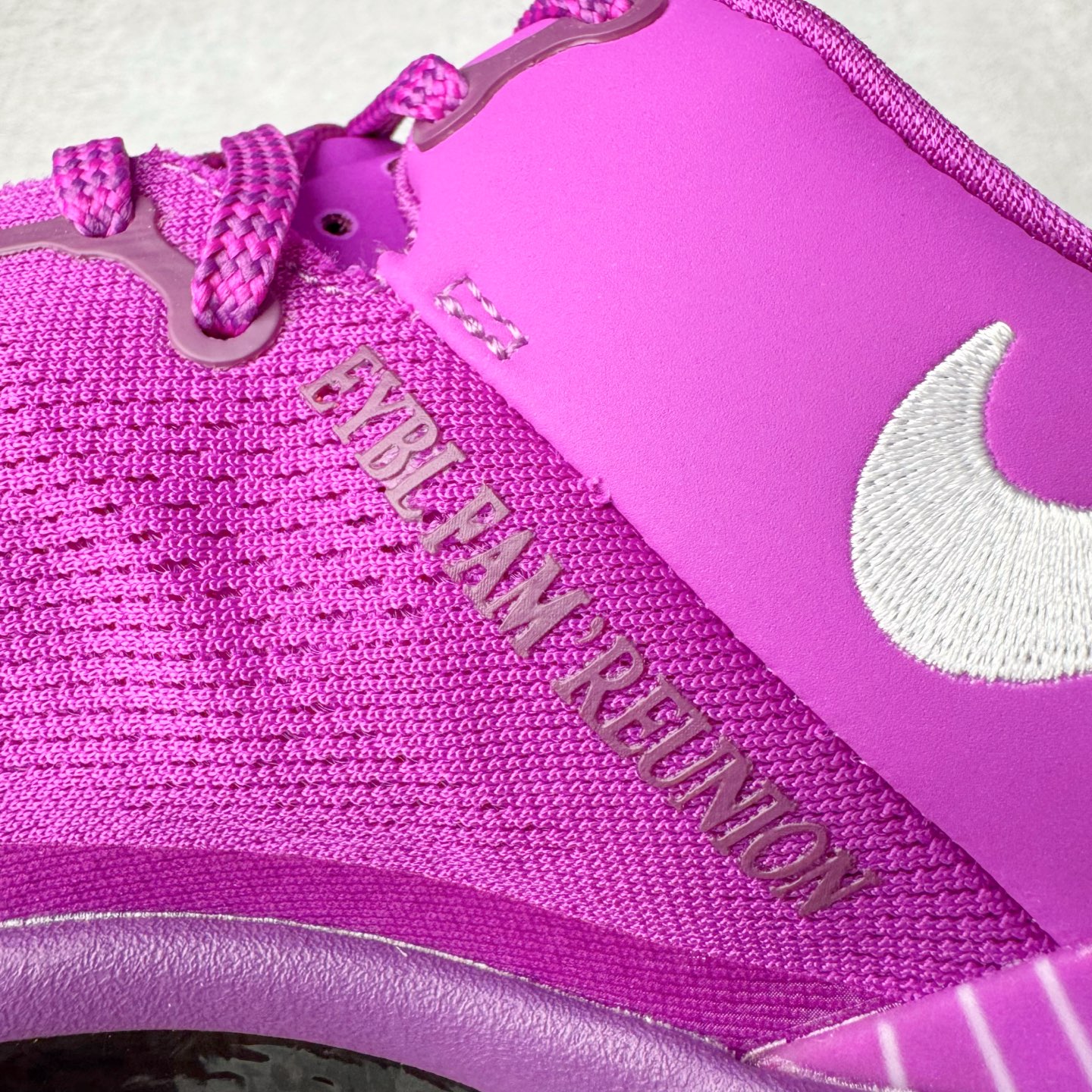 图片[11]-＃S2纯原 NK Zoom Kobe 8 科比八代 Eybl 紫色 HJ7265-500 React 科技鞋垫加持 实战配置直接拉满 原楦纸板开发 鞋身流线型、后跟塑形 区分土肥圆 原厂针织鞋面一针一线匹配原版 全身鞋材卡料色独家定制 唯一万针立体刺绣SWOOSH 真实底模最大48.5 实战利器 专供海外市场 尺码：40 40.5 41 42 42.5 43 44 44.5 45 46 47.5 48.5 （脚宽、脚胖 建议买大半码）-选品中心