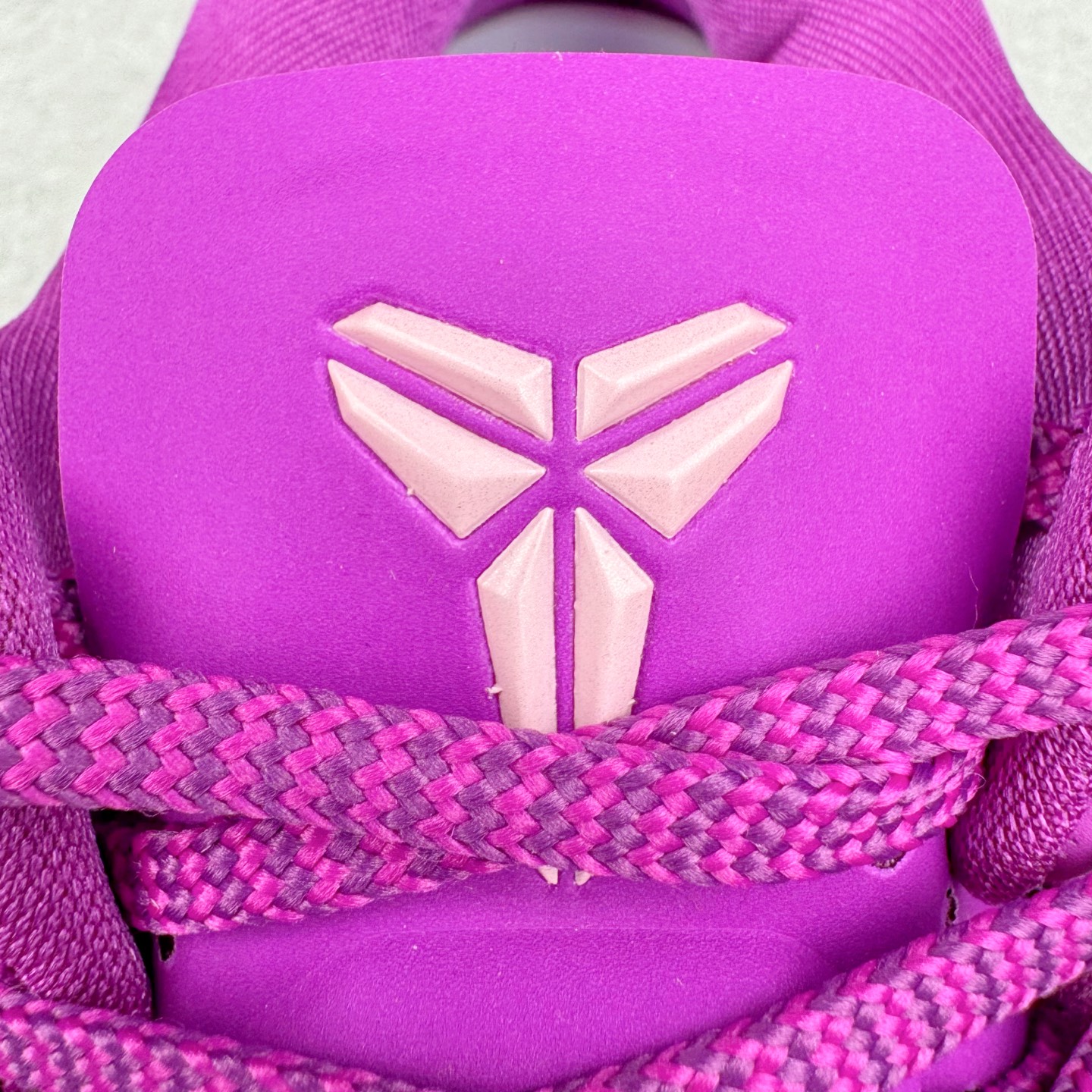 图片[13]-＃S2纯原 NK Zoom Kobe 8 科比八代 Eybl 紫色 HJ7265-500 React 科技鞋垫加持 实战配置直接拉满 原楦纸板开发 鞋身流线型、后跟塑形 区分土肥圆 原厂针织鞋面一针一线匹配原版 全身鞋材卡料色独家定制 唯一万针立体刺绣SWOOSH 真实底模最大48.5 实战利器 专供海外市场 尺码：40 40.5 41 42 42.5 43 44 44.5 45 46 47.5 48.5 （脚宽、脚胖 建议买大半码）-选品中心