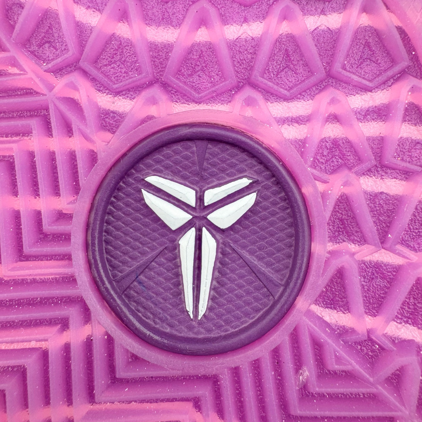 图片[19]-＃S2纯原 NK Zoom Kobe 8 科比八代 Eybl 紫色 HJ7265-500 React 科技鞋垫加持 实战配置直接拉满 原楦纸板开发 鞋身流线型、后跟塑形 区分土肥圆 原厂针织鞋面一针一线匹配原版 全身鞋材卡料色独家定制 唯一万针立体刺绣SWOOSH 真实底模最大48.5 实战利器 专供海外市场 尺码：40 40.5 41 42 42.5 43 44 44.5 45 46 47.5 48.5 （脚宽、脚胖 建议买大半码）-选品中心