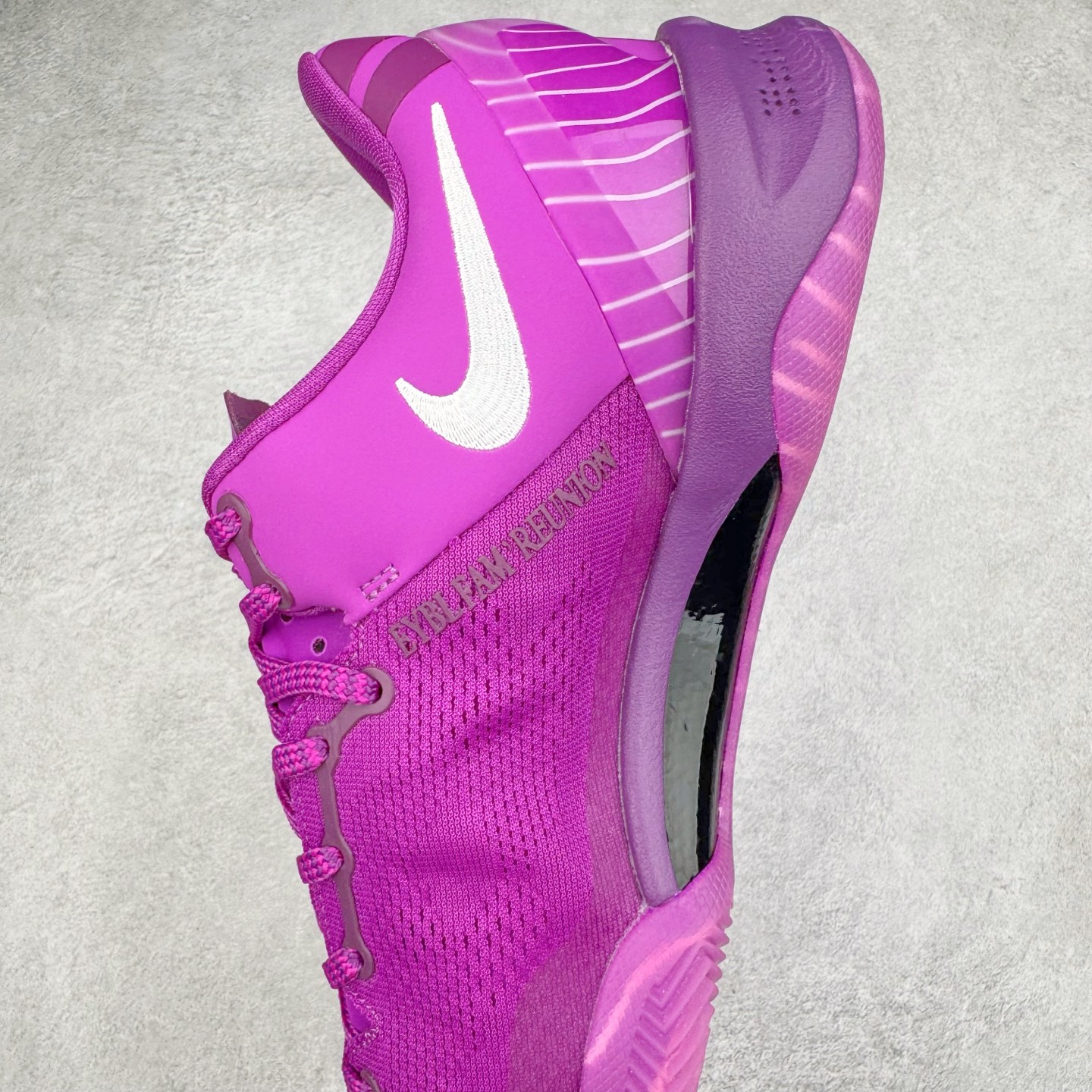 图片[7]-＃S2纯原 NK Zoom Kobe 8 科比八代 Eybl 紫色 HJ7265-500 React 科技鞋垫加持 实战配置直接拉满 原楦纸板开发 鞋身流线型、后跟塑形 区分土肥圆 原厂针织鞋面一针一线匹配原版 全身鞋材卡料色独家定制 唯一万针立体刺绣SWOOSH 真实底模最大48.5 实战利器 专供海外市场 尺码：40 40.5 41 42 42.5 43 44 44.5 45 46 47.5 48.5 （脚宽、脚胖 建议买大半码）-选品中心