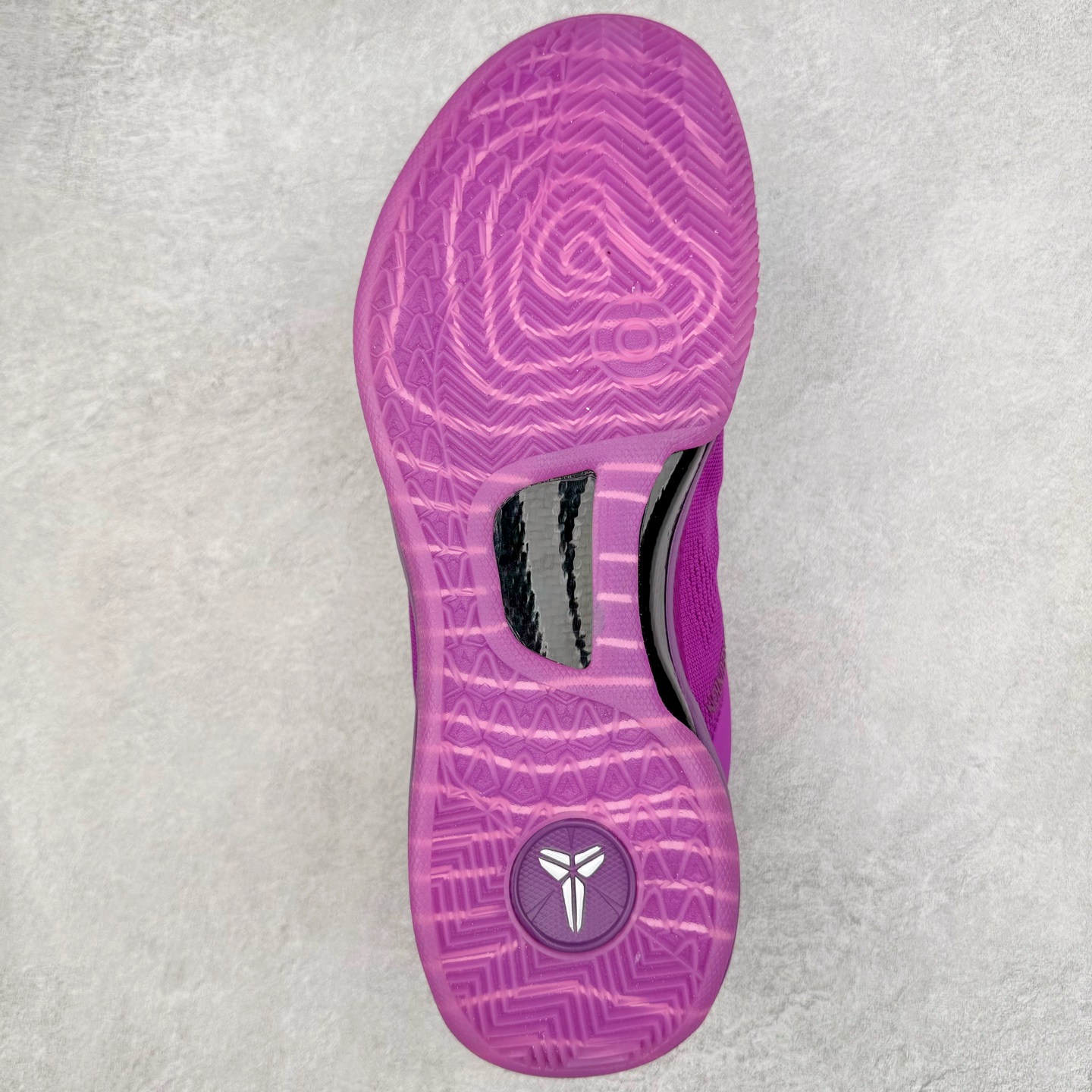 图片[9]-＃S2纯原 NK Zoom Kobe 8 科比八代 Eybl 紫色 HJ7265-500 React 科技鞋垫加持 实战配置直接拉满 原楦纸板开发 鞋身流线型、后跟塑形 区分土肥圆 原厂针织鞋面一针一线匹配原版 全身鞋材卡料色独家定制 唯一万针立体刺绣SWOOSH 真实底模最大48.5 实战利器 专供海外市场 尺码：40 40.5 41 42 42.5 43 44 44.5 45 46 47.5 48.5 （脚宽、脚胖 建议买大半码）-选品中心