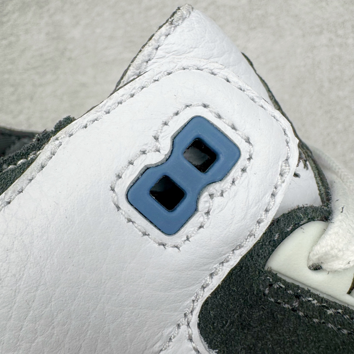 图片[20]-＃Lw纯原 A Ma Maniére x Air Jordan AJ3 Retro AMM联名白蓝 HV8571-100 圈内最强三代系列 匠心打造 开发时长超过半年 目前可过各类鉴定或无法鉴定 裸鞋随便操作 全套原纸板楦头开发 原厂大底磨具加持立体防滑纹理 原装可视Air Sole气垫 原汁原味最完美的三代版型 唯一正确鞋头趴度弧度高度鞋身腰线 原厂TPU彩虹扎染后跟饰片 正确内里反口里网布 皮料菱角分明不变形无多余毛边 广东原厂zp同批次手工大底描漆拉丝 市场唯一原厂鞋扣模具 原厂织唛标 原厂飞人电绣工艺 尾指中部跳三针 独家绑鞋带手法 印刷中底布 四线拉帮 米色美纹纸贴合固定 进口港宝加持 后跟自然饱满 全鞋荧光划线卡点 追求极致完美 每一双都是工艺品 多重QC质检 超越公司货的品控标准 实实在在的免检产品 尺码：36 36.5 37.5 38 38.5 39 40 40.5 41 42 42.5 43 44 44.5 45 45.5 46 47.5 48.5-选品中心