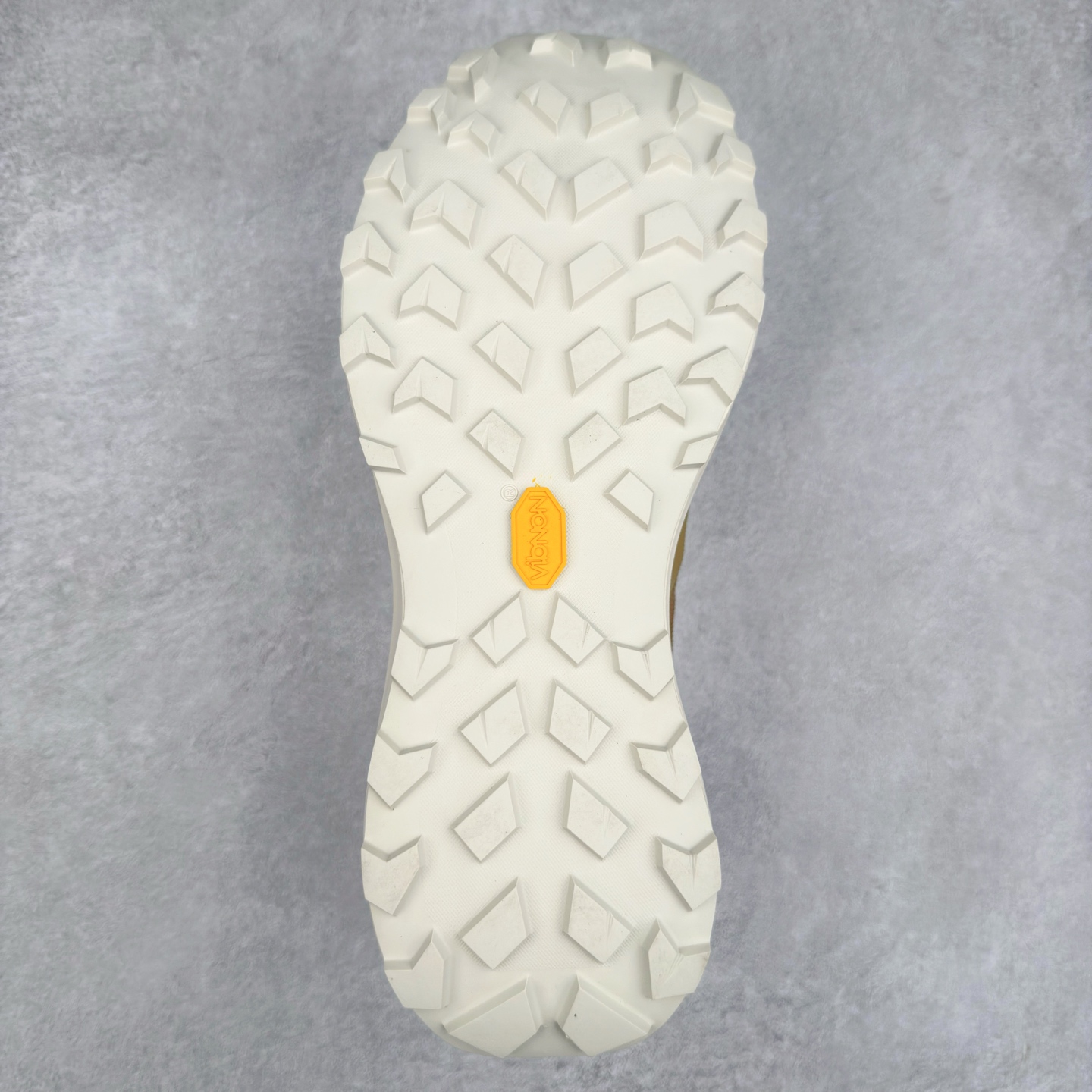 图片[9]-＃HP Arcteryx Norvan LD 4 始祖鸟舒适柔软防滑耐磨低帮越野跑步鞋 Arcteryx中文名始祖鸟 加拿大户外服饰品牌 1989年创立于加拿大温哥华 始祖鸟来自加拿大海岸山脉 植根高山的专业户外品牌 始终秉承对精湛设计和工艺孜孜以求的准则 从1989年创立至今 Arcteryx始终不断在产品设计与做工上不惜工本 以满足始祖鸟的标准 品质、设计以及精简的理念造就了其良好的性能 并能满足严苛环境下的使用需求 尺码：36 37 38 39 40 41 42 43 44-选品中心