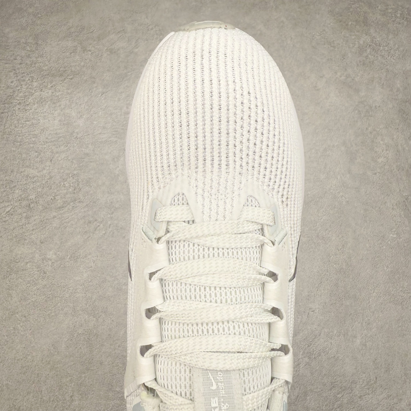 图片[4]-＃TG纯原 NK Zoom Pegasus 飞马40代马拉松系列网面透气缓震疾速跑鞋 独家渠道 市面未流通批次 奥莱直播间499 599一样的东西 碾压市面现存所有版本 公司一样的东西 超值回馈 帮你省钱 拥有 Zoom Air 一如既往的稳定感和流畅感 鞋面采用工程网眼设计 为特定高热区域营造出色透气性 进一步增加鞋面的穿孔数量 让足部能够快速散热 中足搭配 Flywire 飞线 在高速运动时营造舒适稳定的贴合感 内置Zoon气垫加持 动力十足 尺码：36 36.5 37.5 38 38.5 39 40 40.5 41 42 42.5 43 44 44.5 45-选品中心