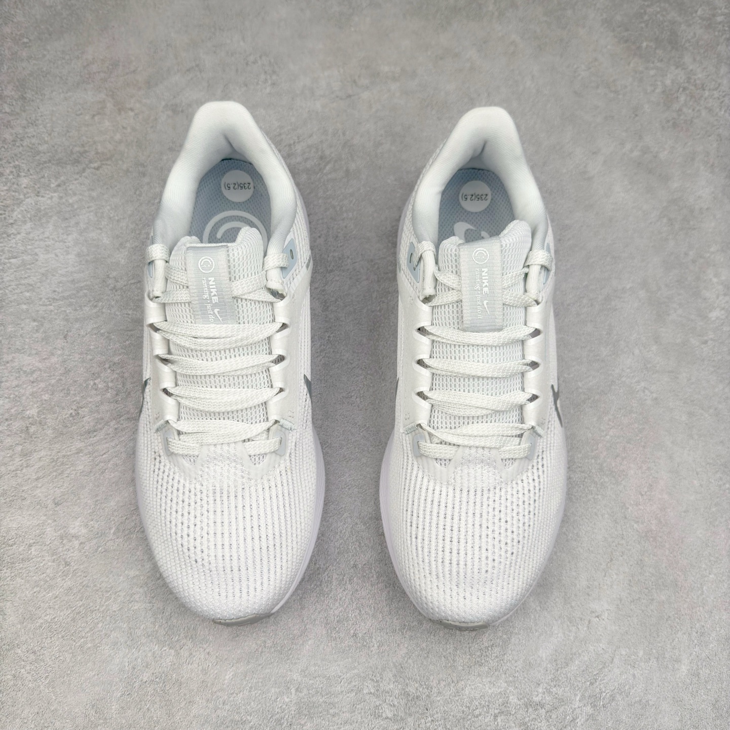 图片[2]-＃TG纯原 NK Zoom Pegasus 飞马40代马拉松系列网面透气缓震疾速跑鞋 独家渠道 市面未流通批次 奥莱直播间499 599一样的东西 碾压市面现存所有版本 公司一样的东西 超值回馈 帮你省钱 拥有 Zoom Air 一如既往的稳定感和流畅感 鞋面采用工程网眼设计 为特定高热区域营造出色透气性 进一步增加鞋面的穿孔数量 让足部能够快速散热 中足搭配 Flywire 飞线 在高速运动时营造舒适稳定的贴合感 内置Zoon气垫加持 动力十足 尺码：36 36.5 37.5 38 38.5 39 40 40.5 41 42 42.5 43 44 44.5 45-选品中心