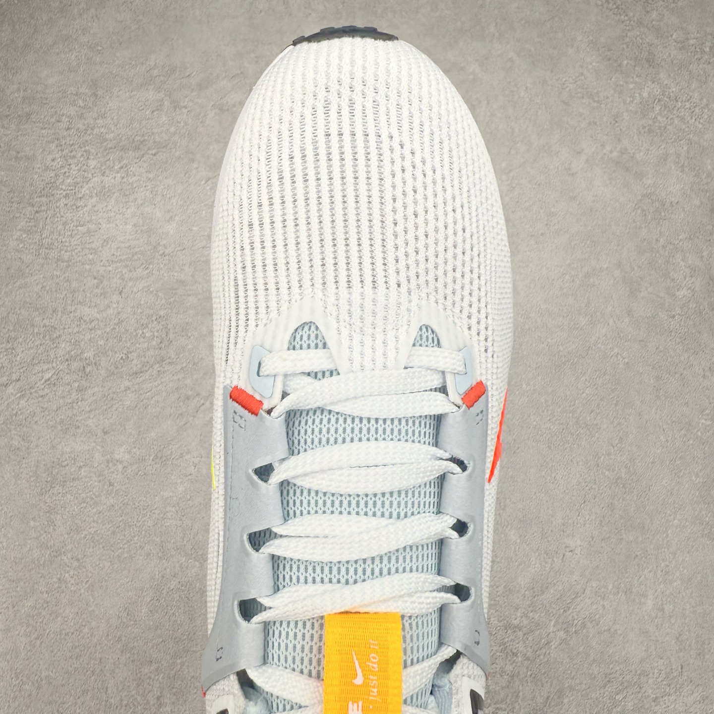 图片[4]-＃TG纯原 NK Zoom Pegasus 飞马40代马拉松系列网面透气缓震疾速跑鞋 独家渠道 市面未流通批次 奥莱直播间499 599一样的东西 碾压市面现存所有版本 公司一样的东西 超值回馈 帮你省钱 拥有 Zoom Air 一如既往的稳定感和流畅感 鞋面采用工程网眼设计 为特定高热区域营造出色透气性 进一步增加鞋面的穿孔数量 让足部能够快速散热 中足搭配 Flywire 飞线 在高速运动时营造舒适稳定的贴合感 内置Zoon气垫加持 动力十足 尺码：36 36.5 37.5 38 38.5 39 40 40.5 41 42 42.5 43 44 44.5 45-选品中心