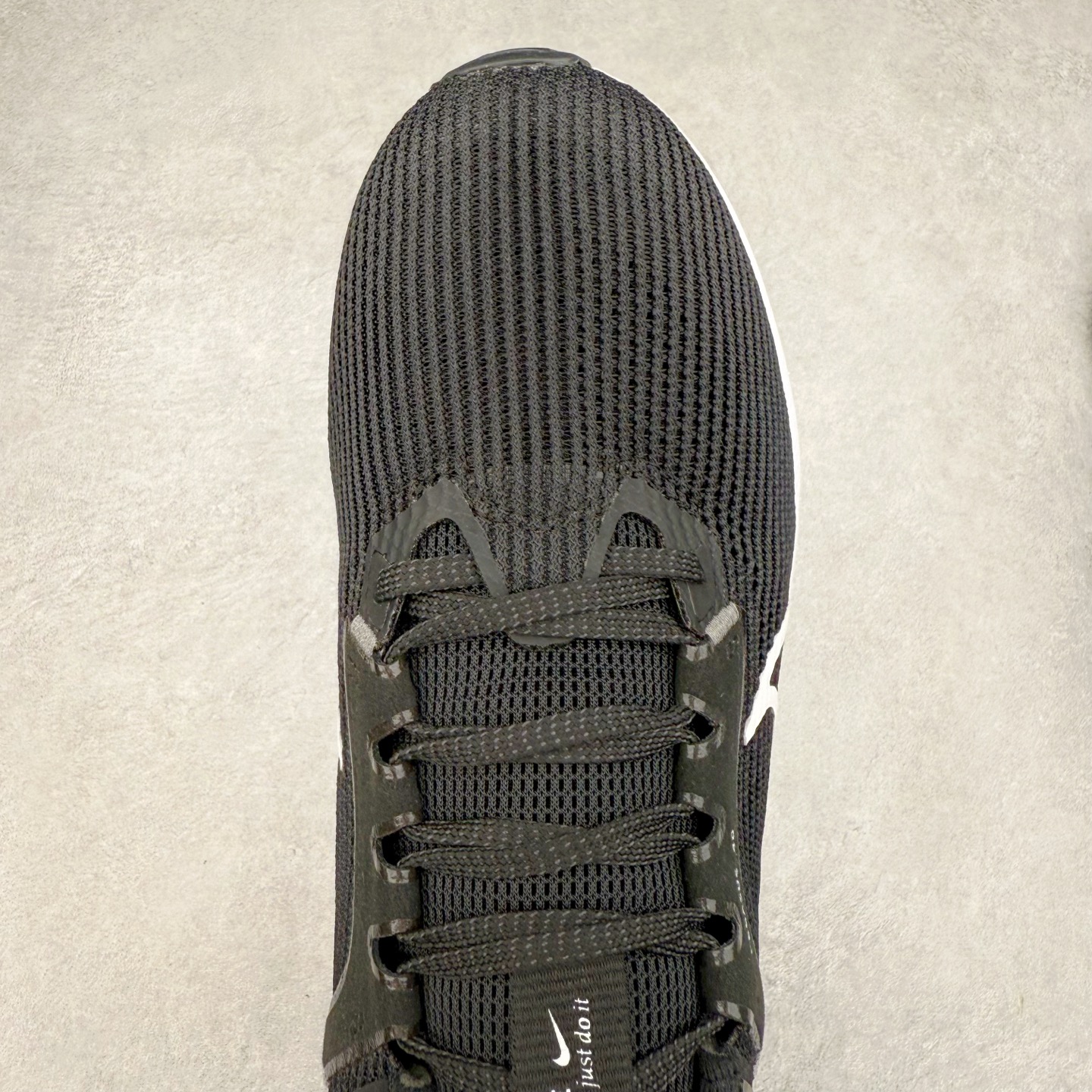 图片[4]-＃TG纯原 NK Zoom Pegasus 飞马40代马拉松系列网面透气缓震疾速跑鞋 独家渠道 市面未流通批次 奥莱直播间499 599一样的东西 碾压市面现存所有版本 公司一样的东西 超值回馈 帮你省钱 拥有 Zoom Air 一如既往的稳定感和流畅感 鞋面采用工程网眼设计 为特定高热区域营造出色透气性 进一步增加鞋面的穿孔数量 让足部能够快速散热 中足搭配 Flywire 飞线 在高速运动时营造舒适稳定的贴合感 内置Zoon气垫加持 动力十足 尺码：36 36.5 37.5 38 38.5 39 40 40.5 41 42 42.5 43 44 44.5 45-选品中心