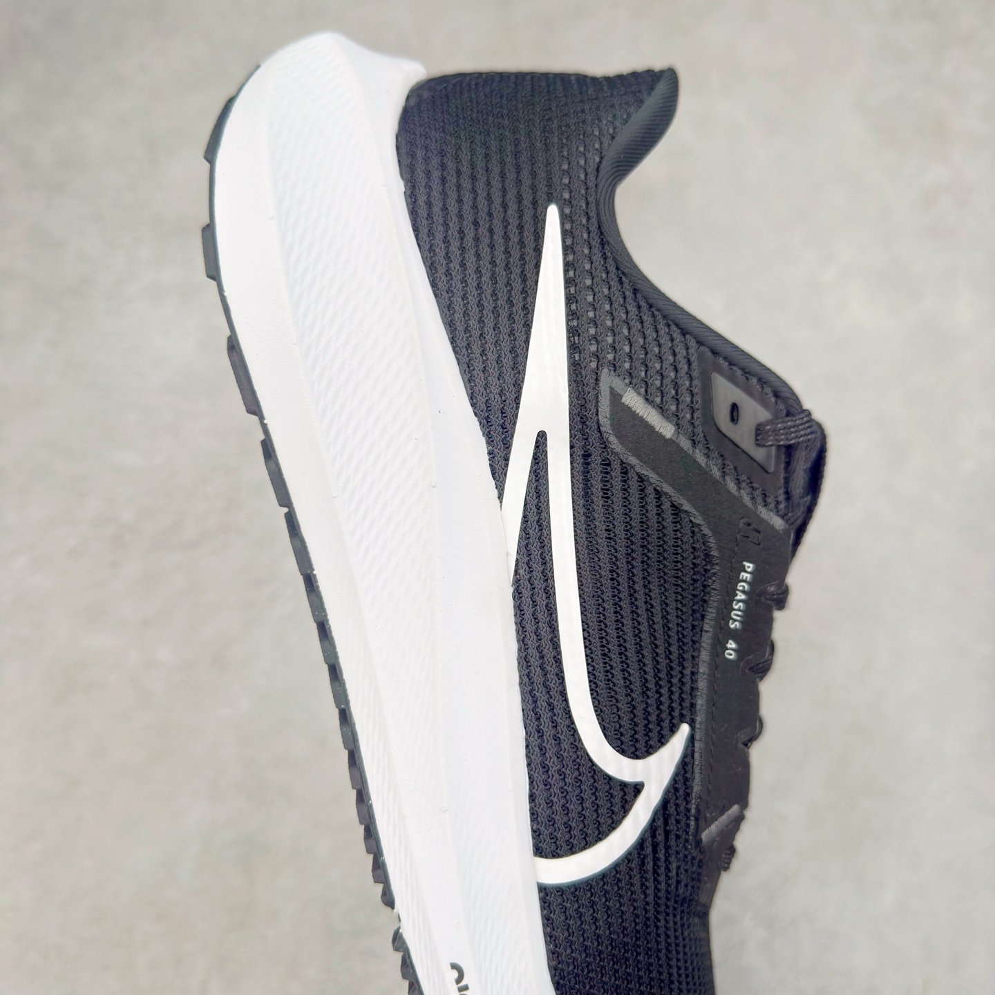 图片[6]-＃TG纯原 NK Zoom Pegasus 飞马40代马拉松系列网面透气缓震疾速跑鞋 独家渠道 市面未流通批次 奥莱直播间499 599一样的东西 碾压市面现存所有版本 公司一样的东西 超值回馈 帮你省钱 拥有 Zoom Air 一如既往的稳定感和流畅感 鞋面采用工程网眼设计 为特定高热区域营造出色透气性 进一步增加鞋面的穿孔数量 让足部能够快速散热 中足搭配 Flywire 飞线 在高速运动时营造舒适稳定的贴合感 内置Zoon气垫加持 动力十足 尺码：36 36.5 37.5 38 38.5 39 40 40.5 41 42 42.5 43 44 44.5 45-选品中心