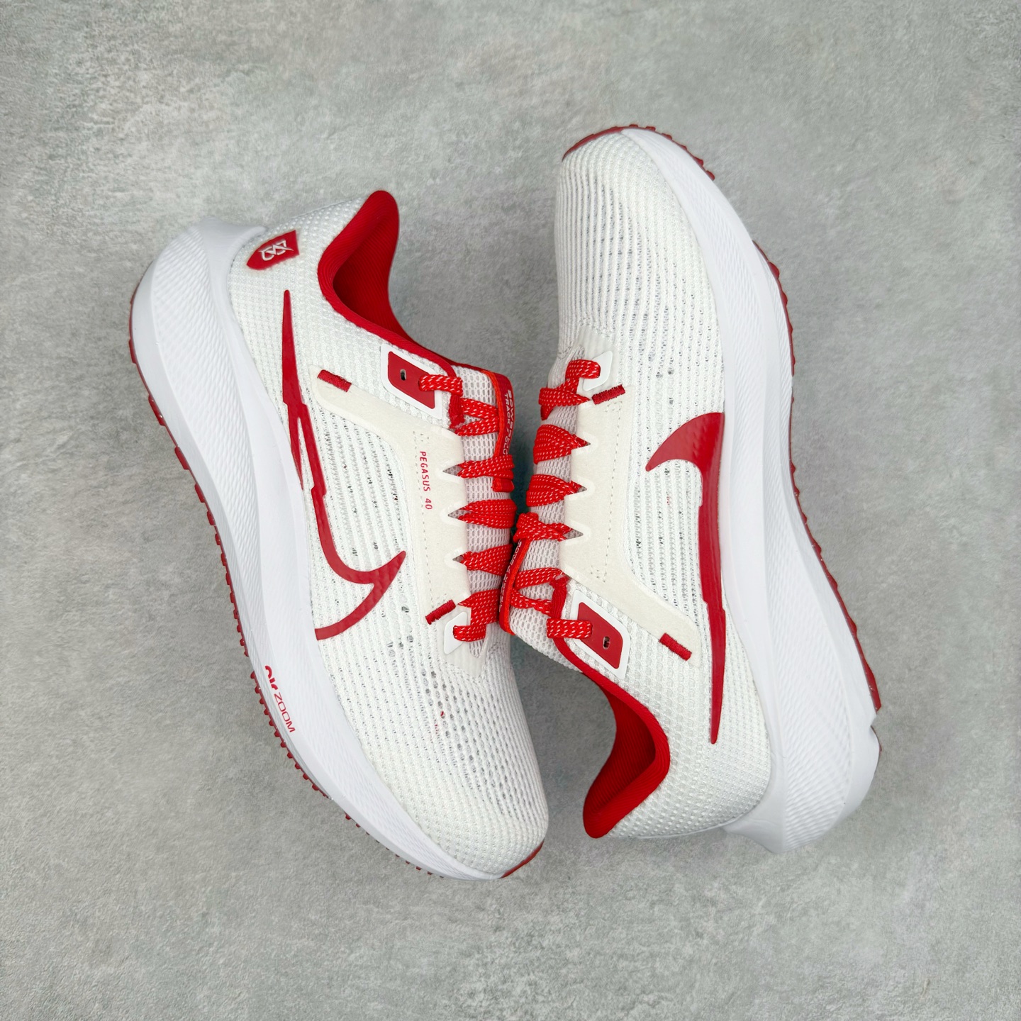 图片[3]-＃TG纯原 NK Zoom Pegasus 飞马40代马拉松系列网面透气缓震疾速跑鞋 独家渠道 市面未流通批次 奥莱直播间499 599一样的东西 碾压市面现存所有版本 公司一样的东西 超值回馈 帮你省钱 拥有 Zoom Air 一如既往的稳定感和流畅感 鞋面采用工程网眼设计 为特定高热区域营造出色透气性 进一步增加鞋面的穿孔数量 让足部能够快速散热 中足搭配 Flywire 飞线 在高速运动时营造舒适稳定的贴合感 内置Zoon气垫加持 动力十足 尺码：36 36.5 37.5 38 38.5 39 40 40.5 41 42 42.5 43 44 44.5 45-选品中心