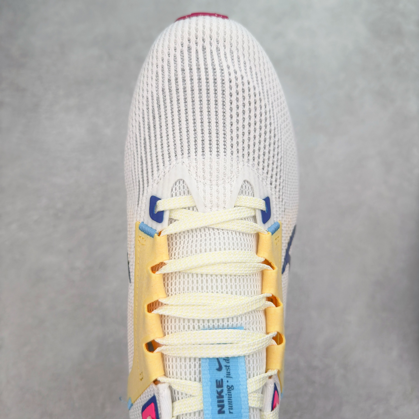 图片[4]-＃TG纯原 NK Zoom Pegasus 飞马40代马拉松系列网面透气缓震疾速跑鞋 独家渠道 市面未流通批次 奥莱直播间499 599一样的东西 碾压市面现存所有版本 公司一样的东西 超值回馈 帮你省钱 拥有 Zoom Air 一如既往的稳定感和流畅感 鞋面采用工程网眼设计 为特定高热区域营造出色透气性 进一步增加鞋面的穿孔数量 让足部能够快速散热 中足搭配 Flywire 飞线 在高速运动时营造舒适稳定的贴合感 内置Zoon气垫加持 动力十足 尺码：36 36.5 37.5 38 38.5 39 40 40.5 41 42 42.5 43 44 44.5 45-选品中心