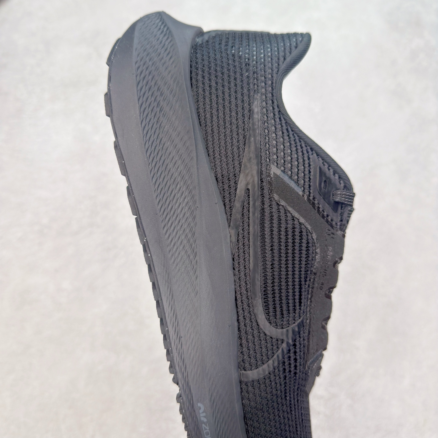 图片[6]-＃TG纯原 NK Zoom Pegasus 飞马40代马拉松系列网面透气缓震疾速跑鞋 独家渠道 市面未流通批次 奥莱直播间499 599一样的东西 碾压市面现存所有版本 公司一样的东西 超值回馈 帮你省钱 拥有 Zoom Air 一如既往的稳定感和流畅感 鞋面采用工程网眼设计 为特定高热区域营造出色透气性 进一步增加鞋面的穿孔数量 让足部能够快速散热 中足搭配 Flywire 飞线 在高速运动时营造舒适稳定的贴合感 内置Zoon气垫加持 动力十足 尺码：36 36.5 37.5 38 38.5 39 40 40.5 41 42 42.5 43 44 44.5 45-选品中心