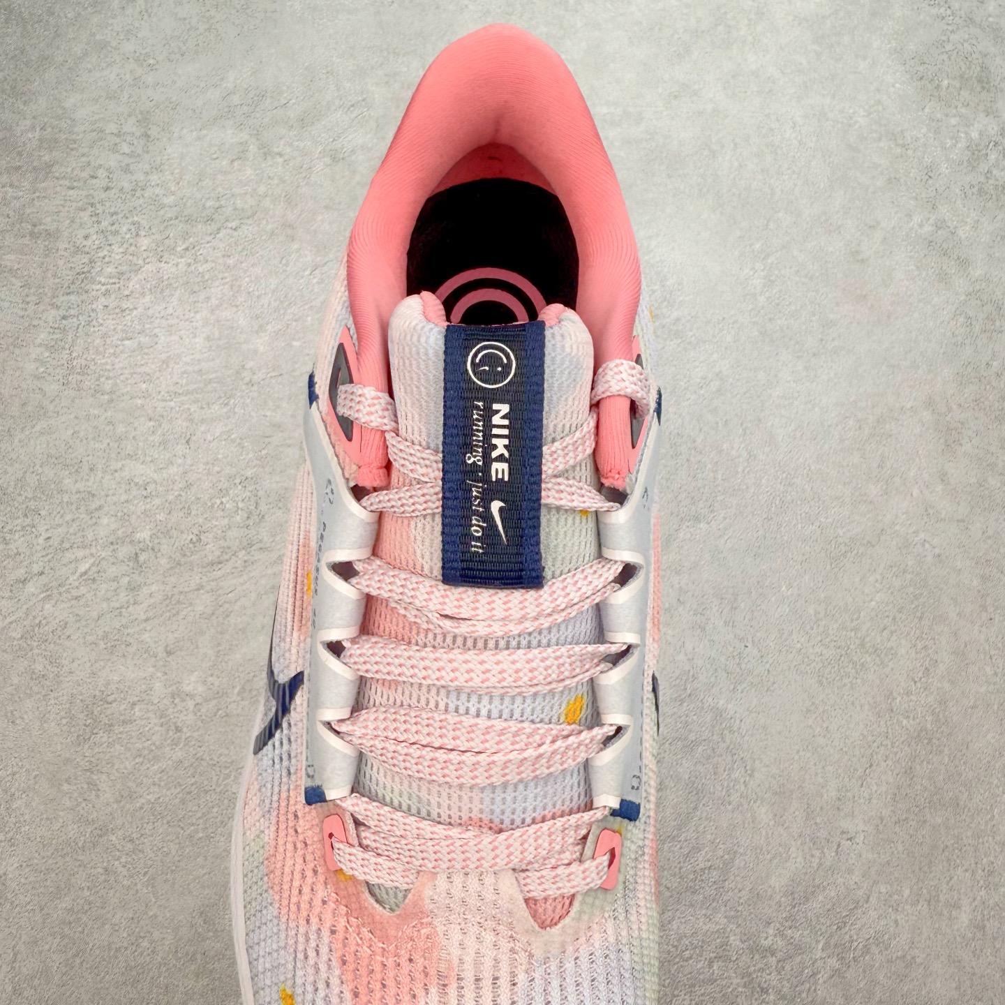 图片[5]-＃TG纯原 NK Zoom Pegasus 飞马40代马拉松系列网面透气缓震疾速跑鞋 独家渠道 市面未流通批次 奥莱直播间499 599一样的东西 碾压市面现存所有版本 公司一样的东西 超值回馈 帮你省钱 拥有 Zoom Air 一如既往的稳定感和流畅感 鞋面采用工程网眼设计 为特定高热区域营造出色透气性 进一步增加鞋面的穿孔数量 让足部能够快速散热 中足搭配 Flywire 飞线 在高速运动时营造舒适稳定的贴合感 内置Zoon气垫加持 动力十足 尺码：36 36.5 37.5 38 38.5 39 40 40.5 41 42 42.5 43 44 44.5 45-选品中心