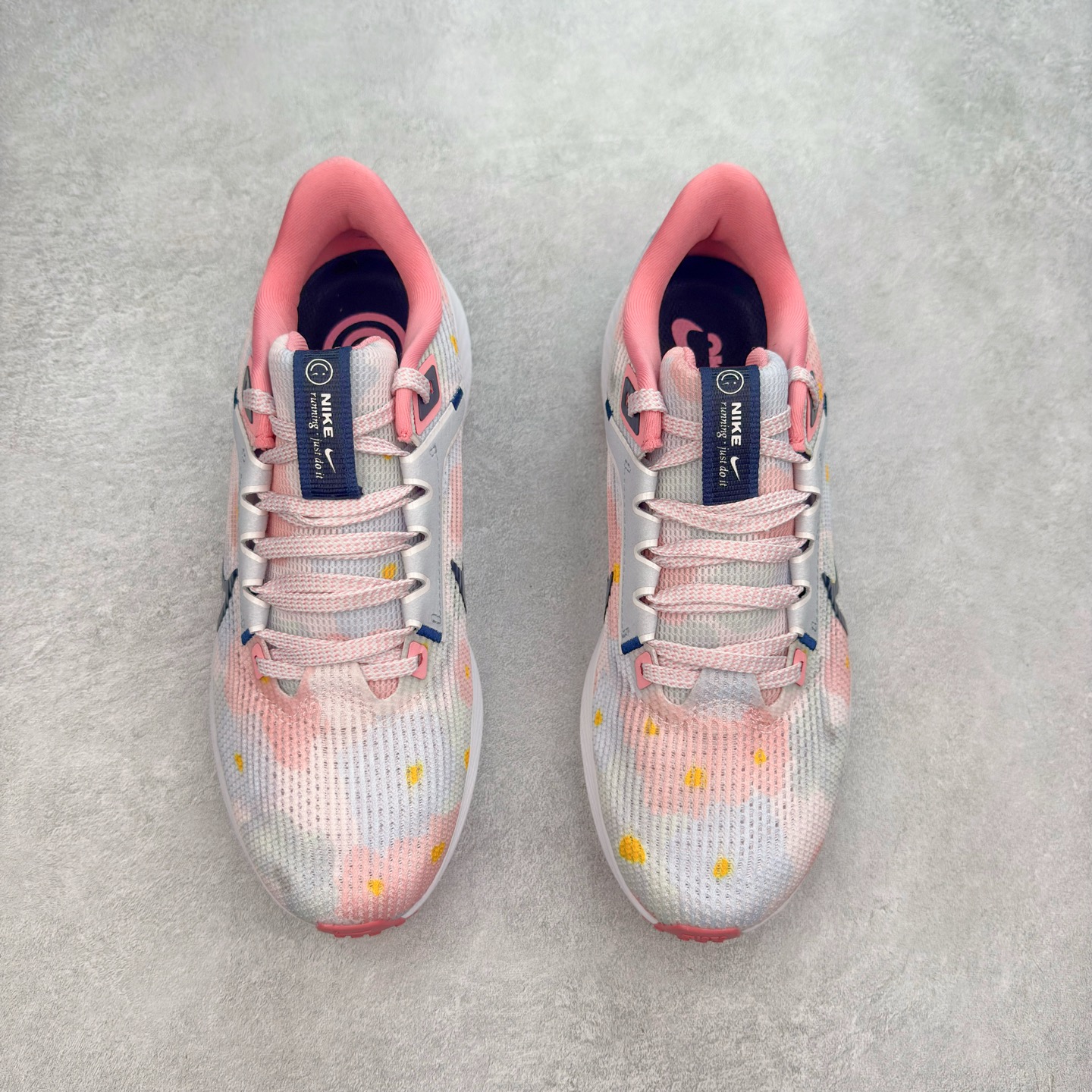 图片[2]-＃TG纯原 NK Zoom Pegasus 飞马40代马拉松系列网面透气缓震疾速跑鞋 独家渠道 市面未流通批次 奥莱直播间499 599一样的东西 碾压市面现存所有版本 公司一样的东西 超值回馈 帮你省钱 拥有 Zoom Air 一如既往的稳定感和流畅感 鞋面采用工程网眼设计 为特定高热区域营造出色透气性 进一步增加鞋面的穿孔数量 让足部能够快速散热 中足搭配 Flywire 飞线 在高速运动时营造舒适稳定的贴合感 内置Zoon气垫加持 动力十足 尺码：36 36.5 37.5 38 38.5 39 40 40.5 41 42 42.5 43 44 44.5 45-选品中心