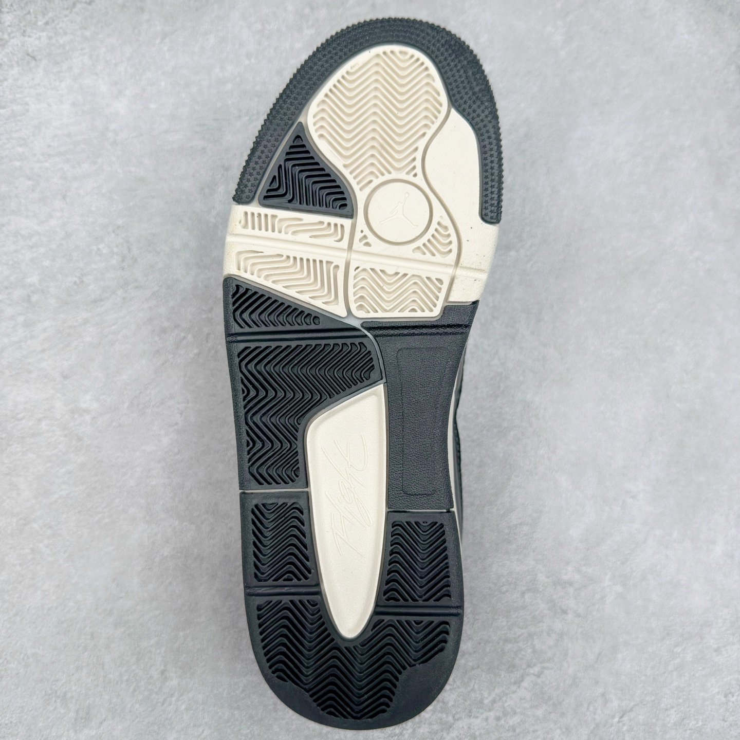 图片[9]-Jordan FLIGHT COURT AJ舒适百搭防滑耐磨低帮复古篮球鞋 HF3255-112 实拍调校N版已经零色差零失真 百分百还原实物色彩所见即所得 不存在货不对板色差等低级问题 选购参考实物拍摄 不混卖不参货 只用心做好货严格选品 承诺混一赔十 尺码：36 36.5 37.5 38 38.5 39 40 40.5 41 42 42.5 43 44 44.5 45-选品中心