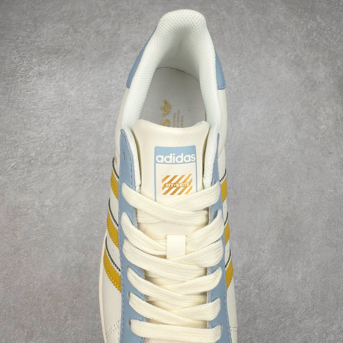 图片[5]-＃C2 AD Originals Superstar 经典复古贝壳头板鞋 SD6812 诞生于1969年 是第一双将全皮面鞋 身与橡胶鞋头结合在一起的低帮篮球鞋 Superstar最开始 是作为高帮篮球鞋Pro Model的低帮版本而出现的 但因为其独特和醒目的橡胶鞋头造型而让大家熟知 被大家形象地称为\\\”shelltoe\\\”贝壳头 在70年代的美国职业篮球场上 接近3/4的NBA球员都将这双Superstar作为场上用鞋 80年代之后 经过不断的改良和发展 Superstar逐渐成为横跨时装、音乐、街头文化、休闲和运动等各大领域的时尚潮鞋 尺码：36 36.5 37 38 38.5 39 40 40.5 41 42 42.5 43 44 44.5 45-选品中心