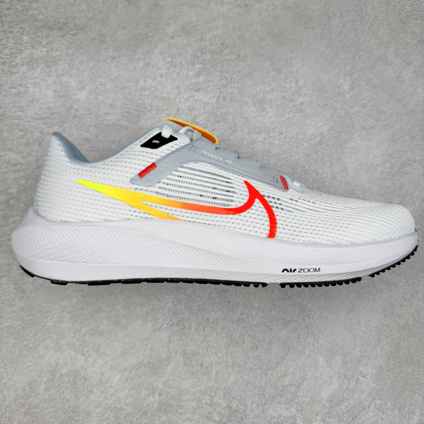 图片[9]-＃TG纯原 NK Zoom Pegasus 飞马40代马拉松系列网面透气缓震疾速跑鞋 独家渠道 市面未流通批次 奥莱直播间499 599一样的东西 碾压市面现存所有版本 公司一样的东西 超值回馈 帮你省钱 拥有 Zoom Air 一如既往的稳定感和流畅感 鞋面采用工程网眼设计 为特定高热区域营造出色透气性 进一步增加鞋面的穿孔数量 让足部能够快速散热 中足搭配 Flywire 飞线 在高速运动时营造舒适稳定的贴合感 内置Zoon气垫加持 动力十足 尺码：36 36.5 37.5 38 38.5 39 40 40.5 41 42 42.5 43 44 44.5 45-选品中心
